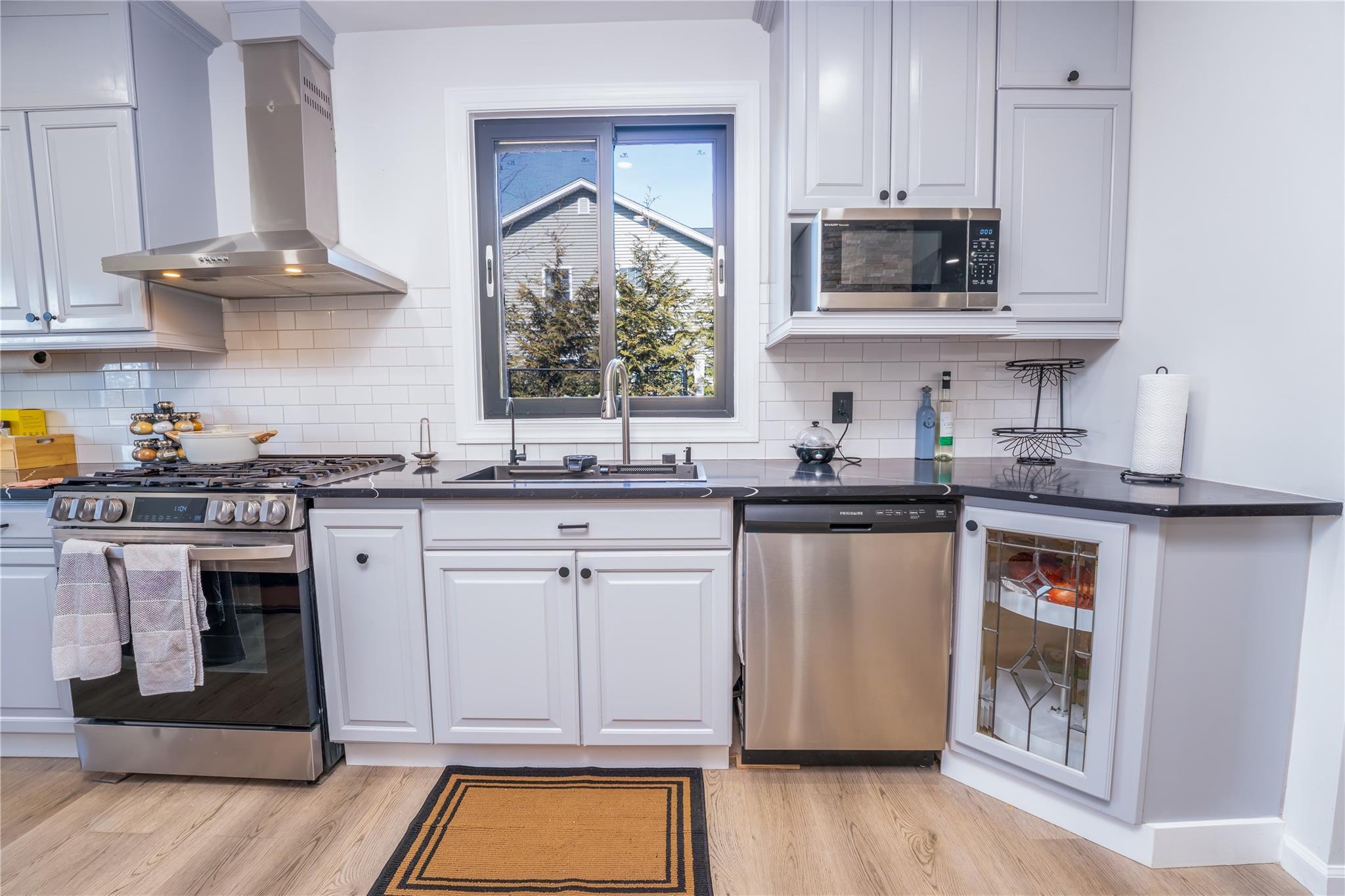 Single Family Manatuck  Suffolk County, NY 11706, MLS-838204-13