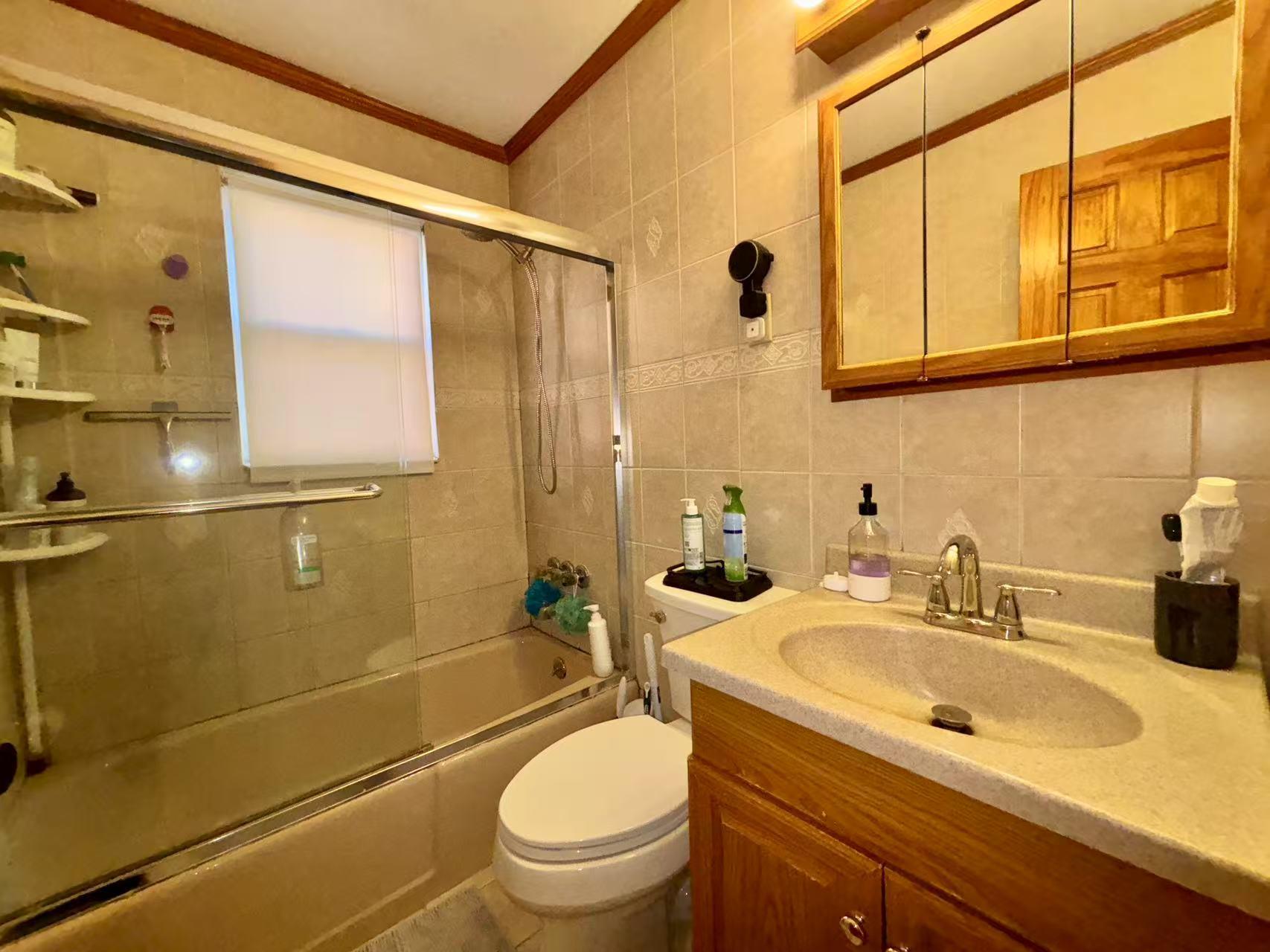 Single Family 20th Rd  Queens, NY 11357, MLS-838208-13
