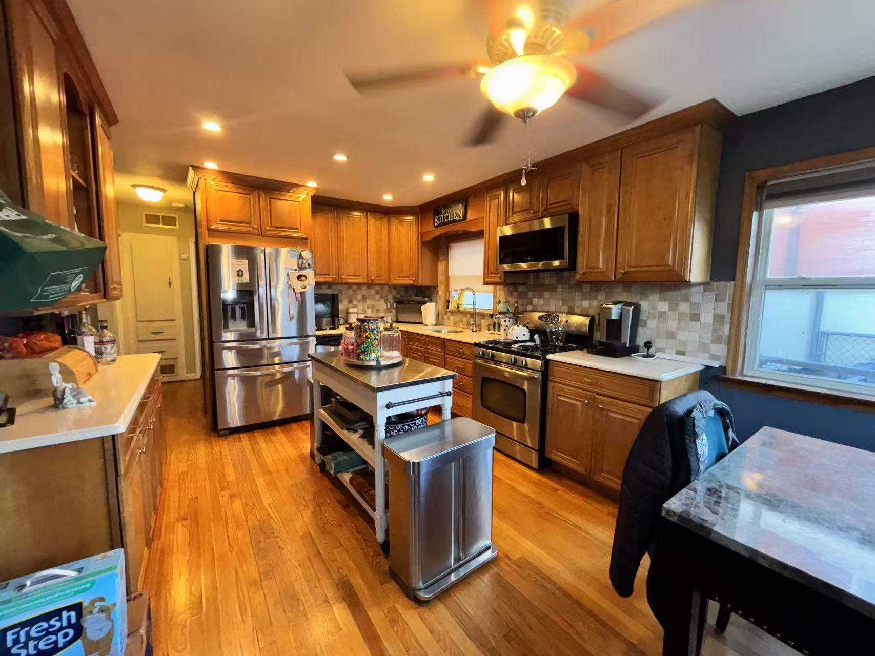 Single Family 20th Rd  Queens, NY 11357, MLS-838208-5