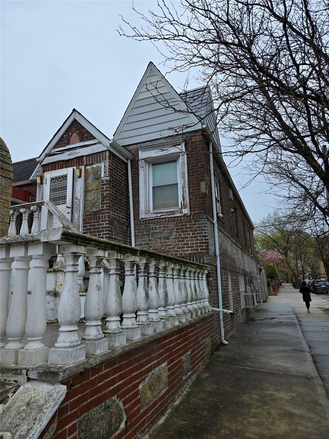 Single Family 34th  Queens, NY 11106, MLS-838212-2