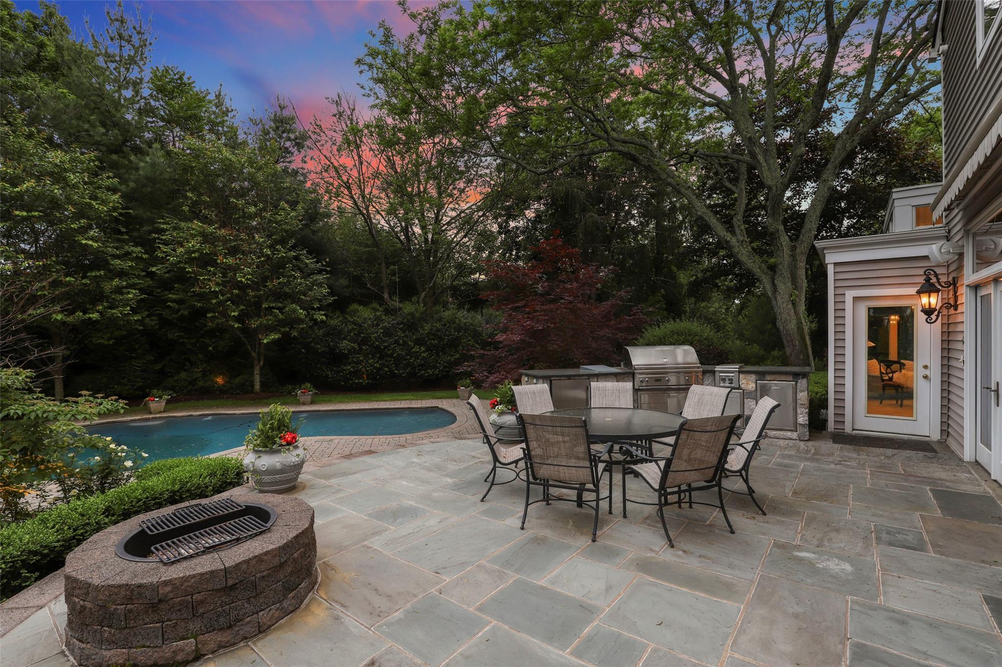 Single Family Rigene  Westchester County, NY 10528, MLS-838224-32
