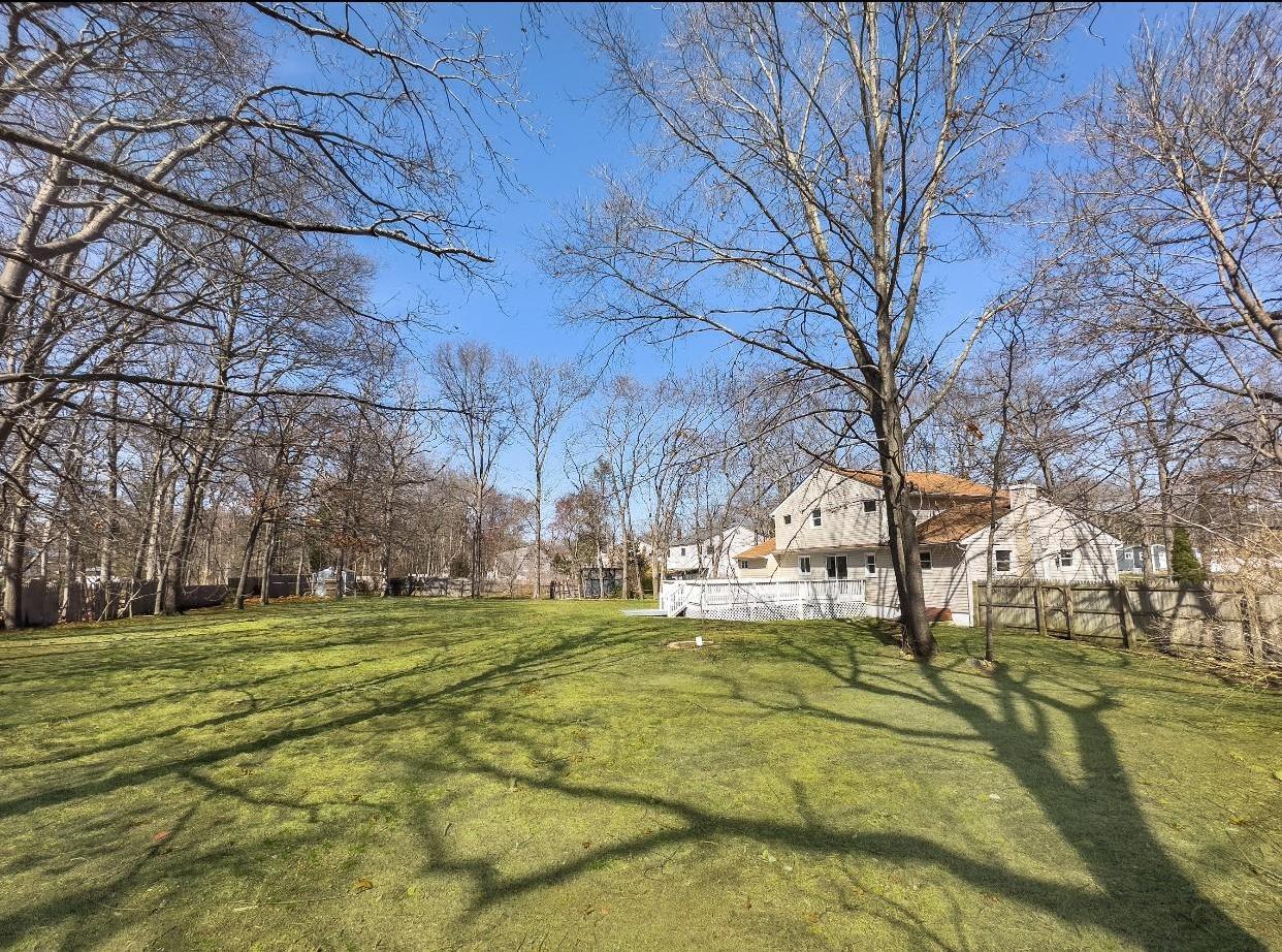 Single Family Arbutus  Suffolk County, NY 11779, MLS-838288-4