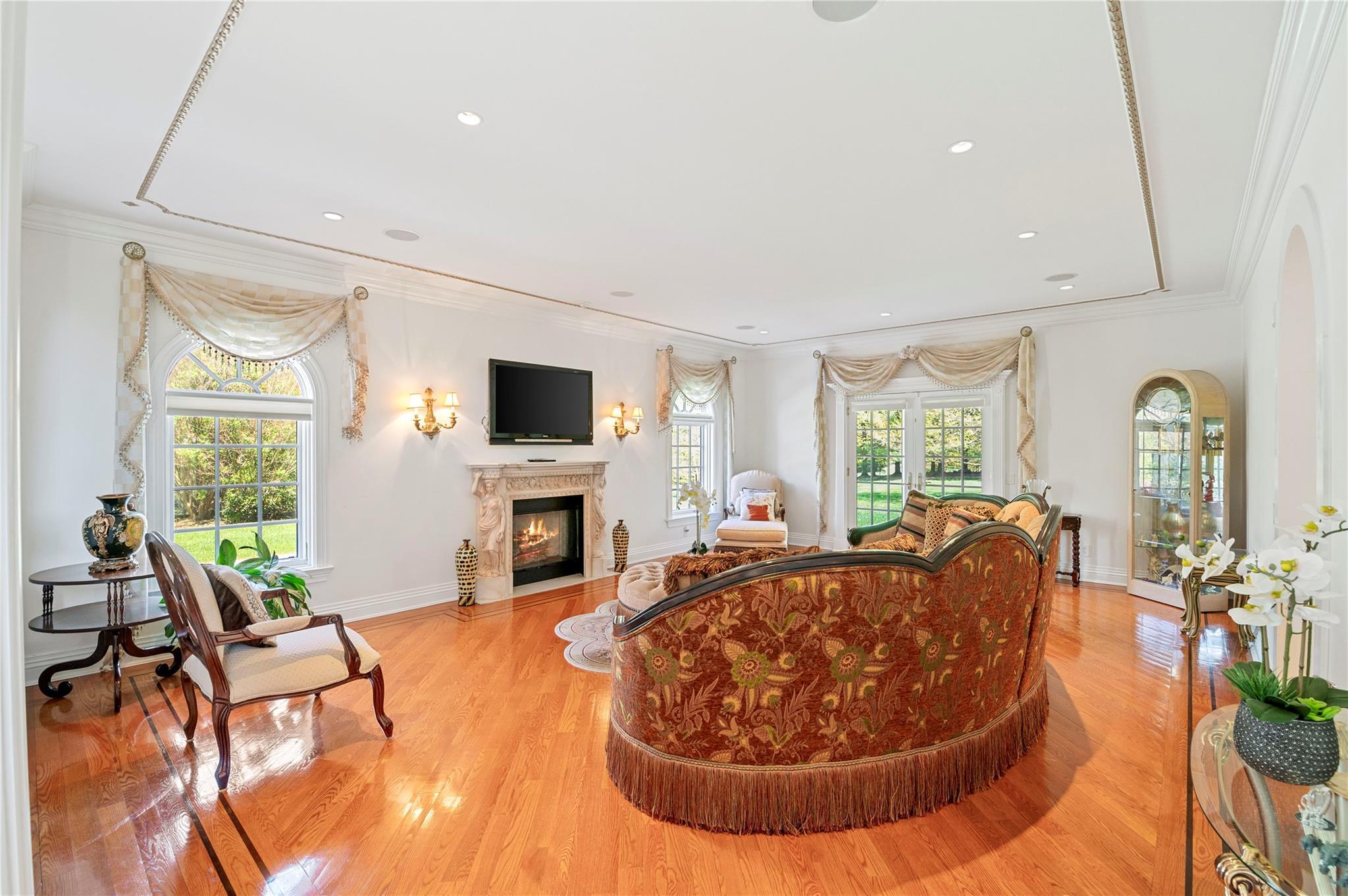 Single Family Tatem  Nassau County, NY 11568, MLS-838290-10