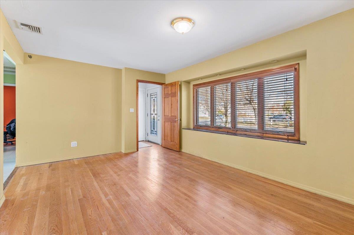 Single Family Clark  Nassau County, NY 11762, MLS-838299-7