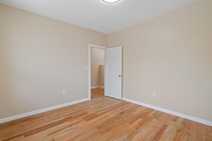 Single Family Mcintosh  Queens, NY 11369, MLS-838327-10