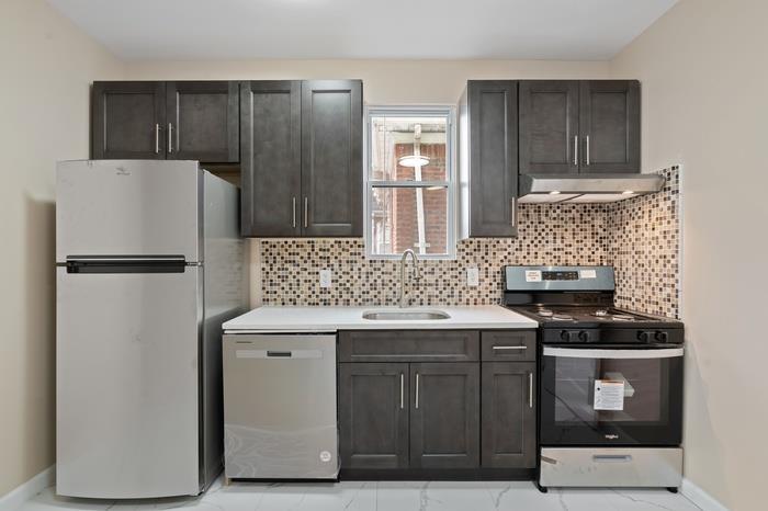 Single Family Mcintosh  Queens, NY 11369, MLS-838327-24