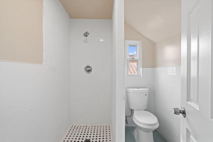 Single Family Mcintosh  Queens, NY 11369, MLS-838327-28