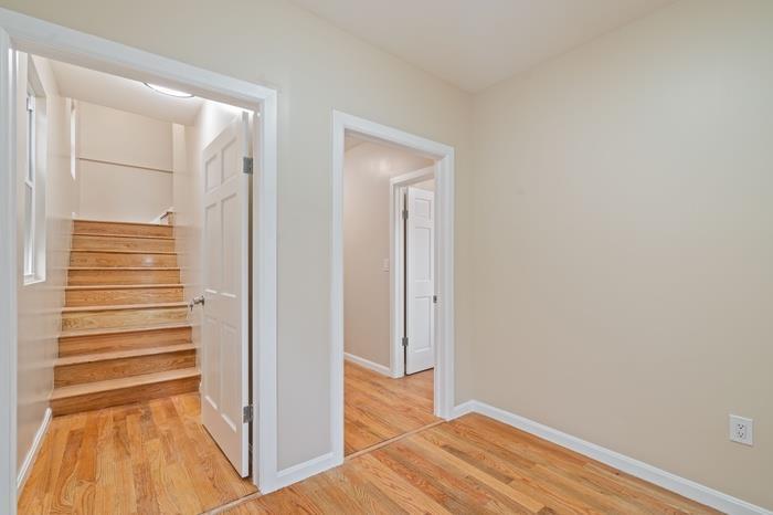 Single Family Mcintosh  Queens, NY 11369, MLS-838327-4