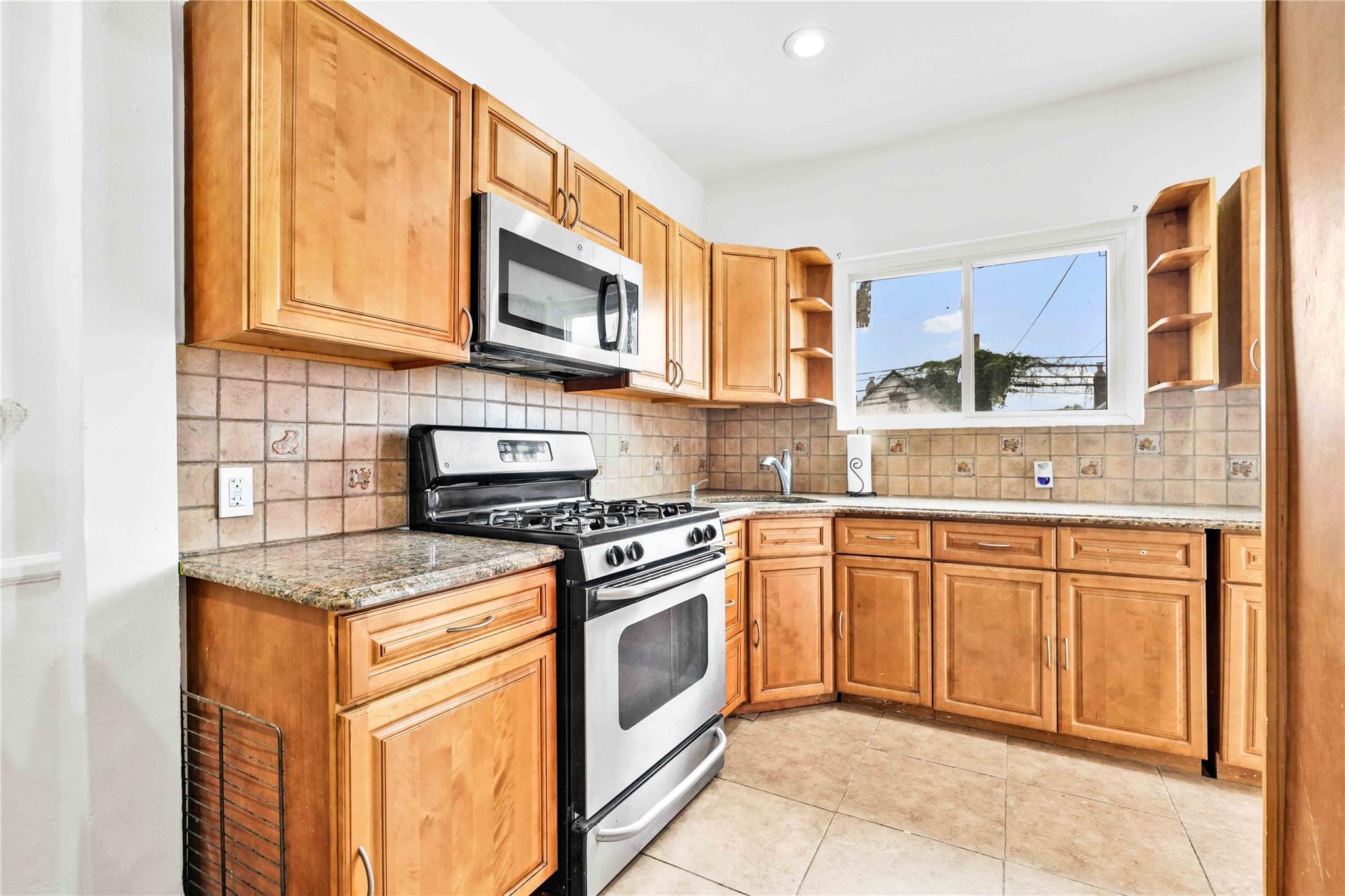 Single Family 229  Queens, NY 11413, MLS-838349-11
