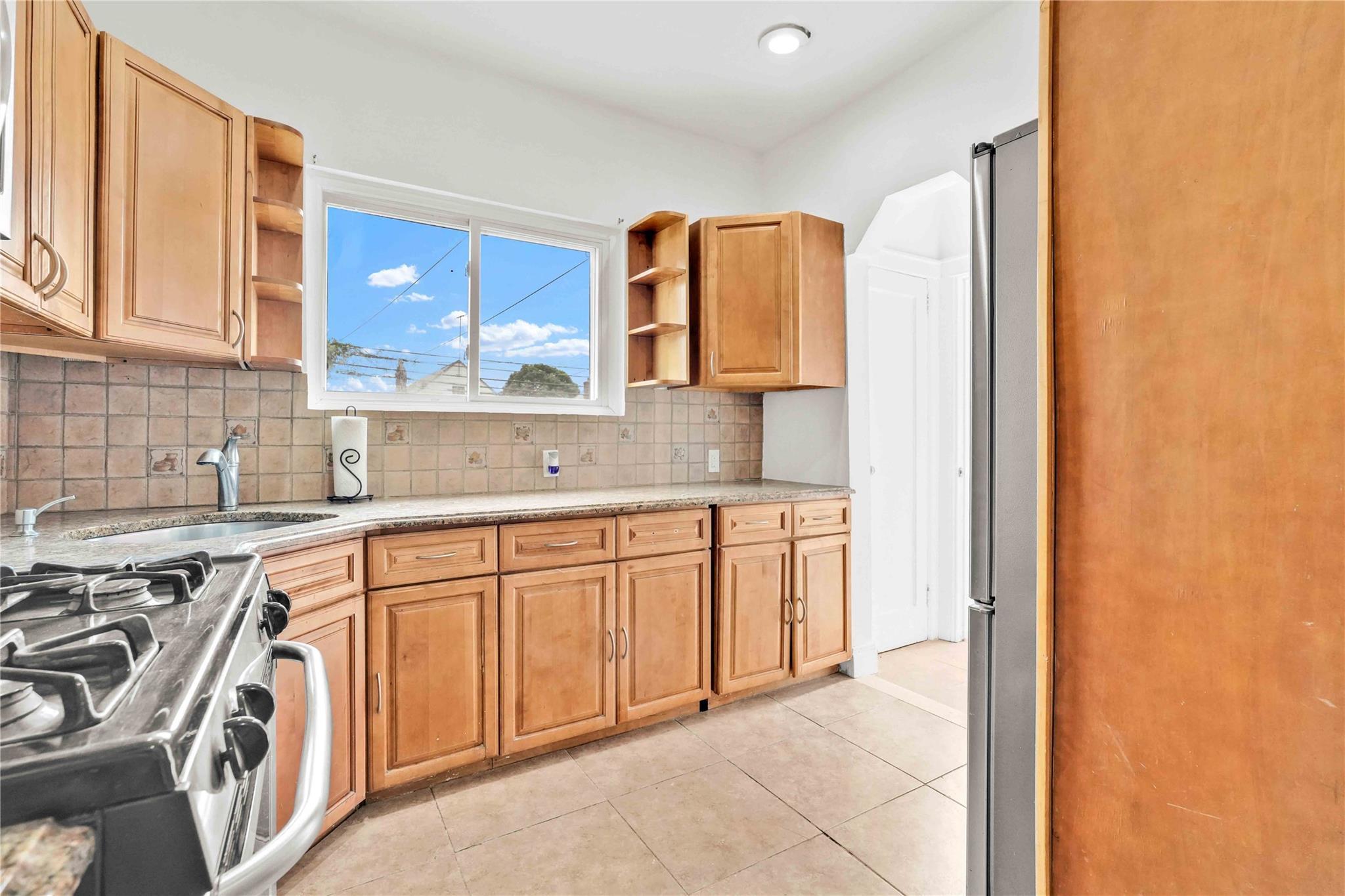 Single Family 229  Queens, NY 11413, MLS-838349-12