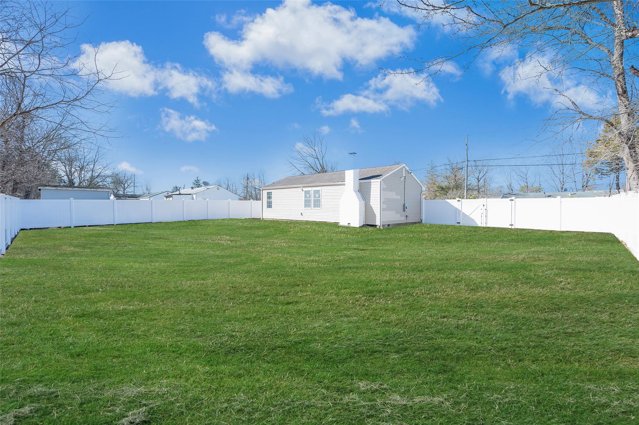 Single Family Bourdois  Suffolk County, NY 11713, MLS-838372-16
