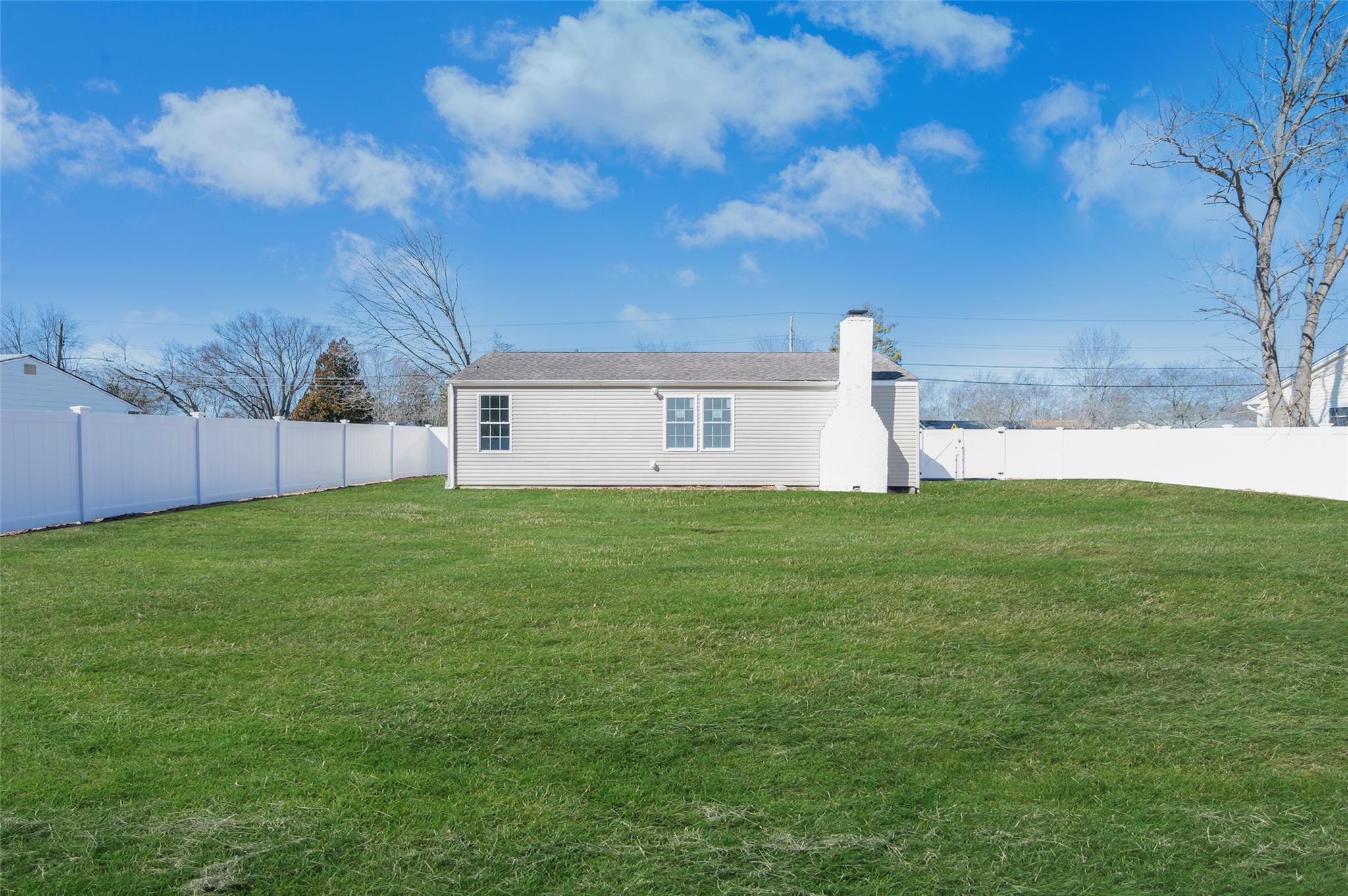Single Family Bourdois  Suffolk County, NY 11713, MLS-838372-18