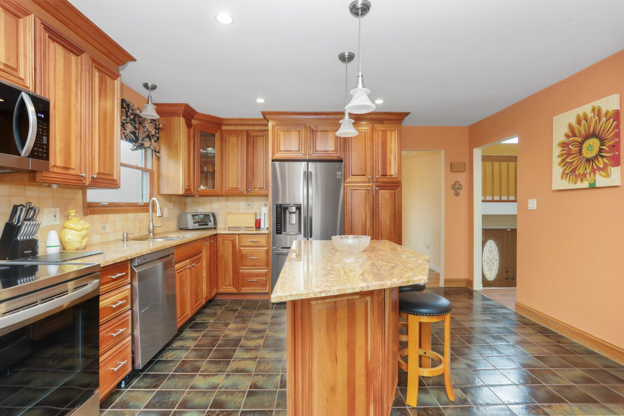 Single Family Southgate  Westchester County, NY 10567, MLS-838380-14