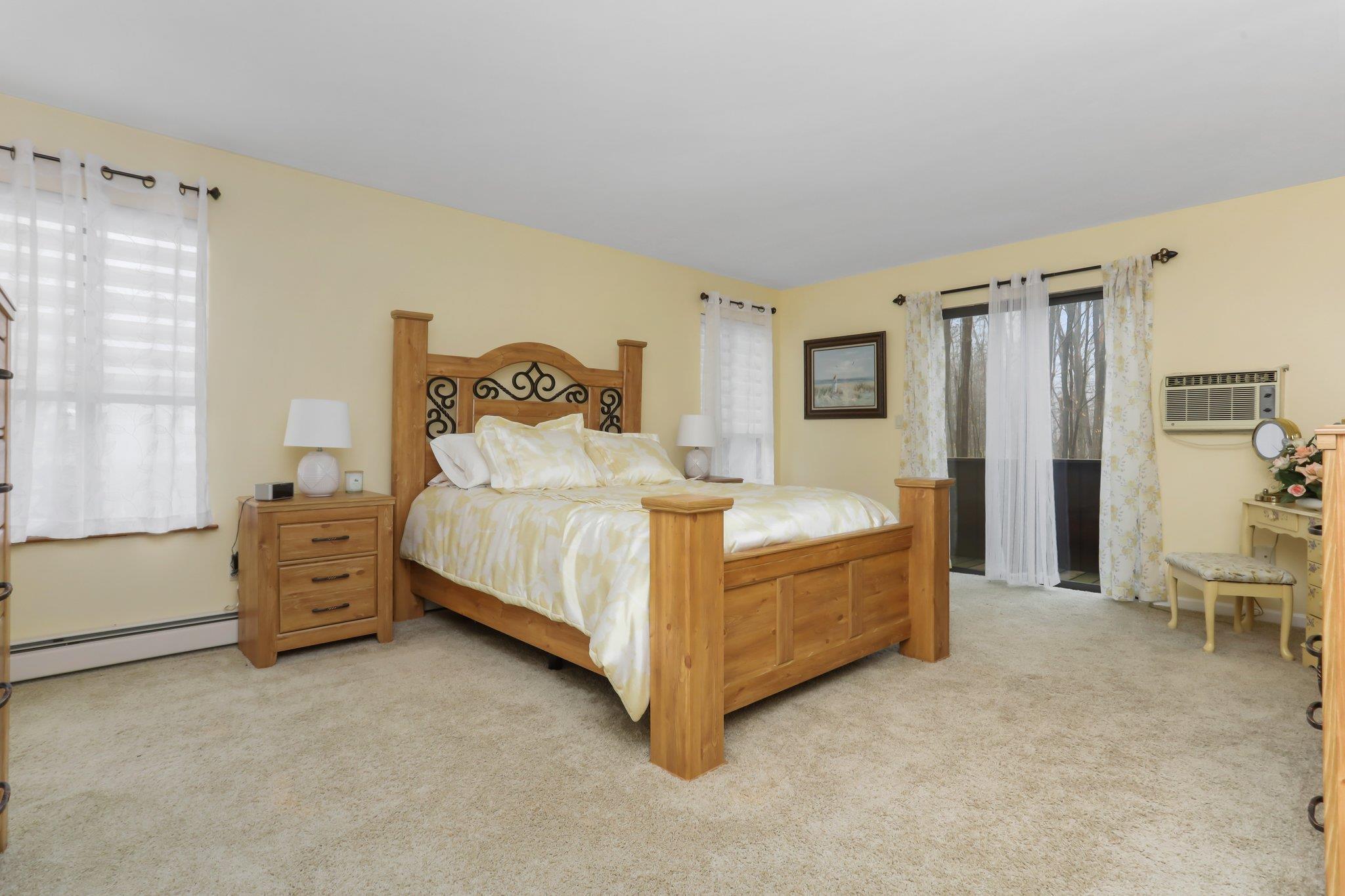 Single Family Southgate  Westchester County, NY 10567, MLS-838380-18