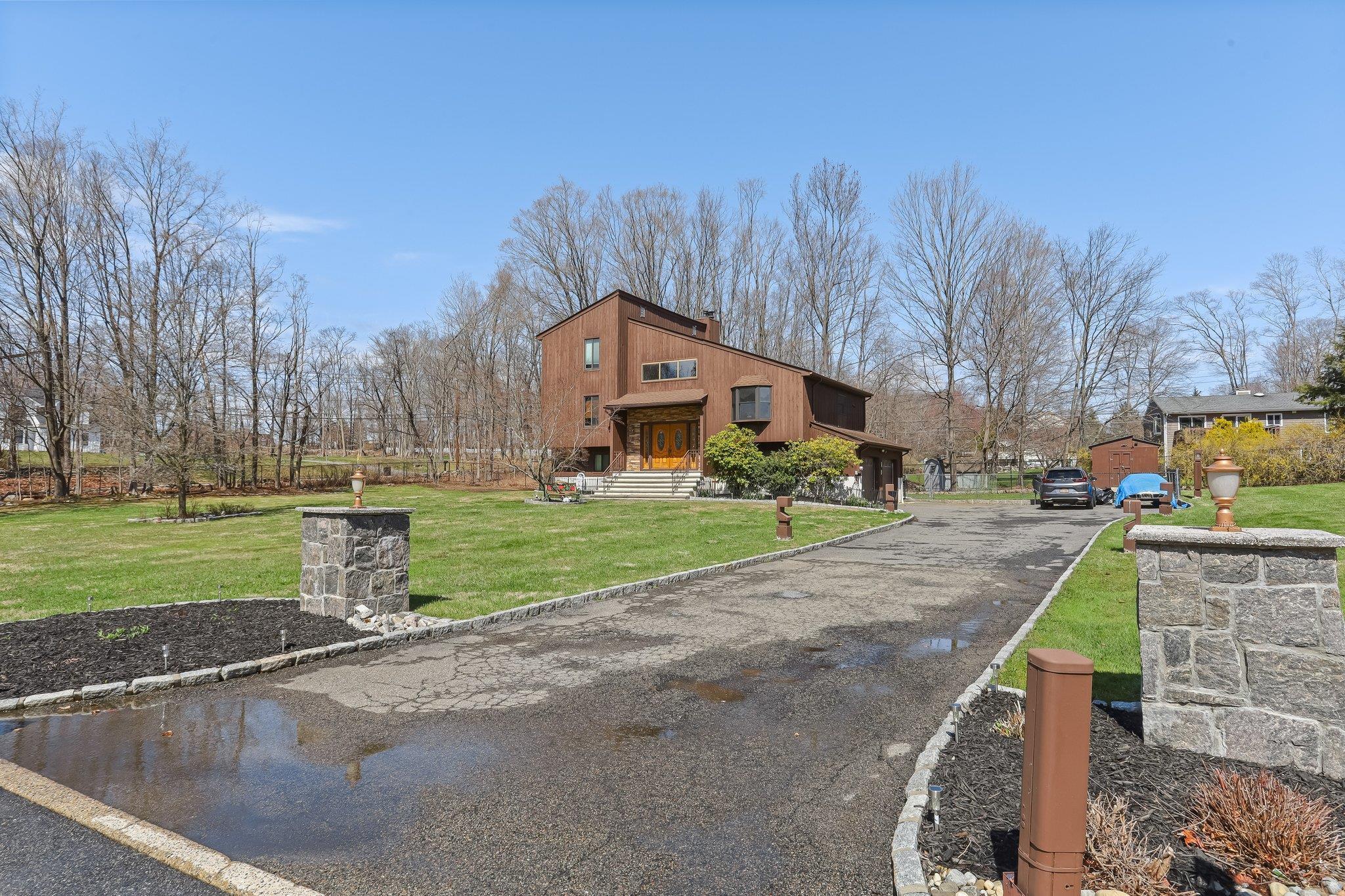 Single Family Southgate  Westchester County, NY 10567, MLS-838380-31