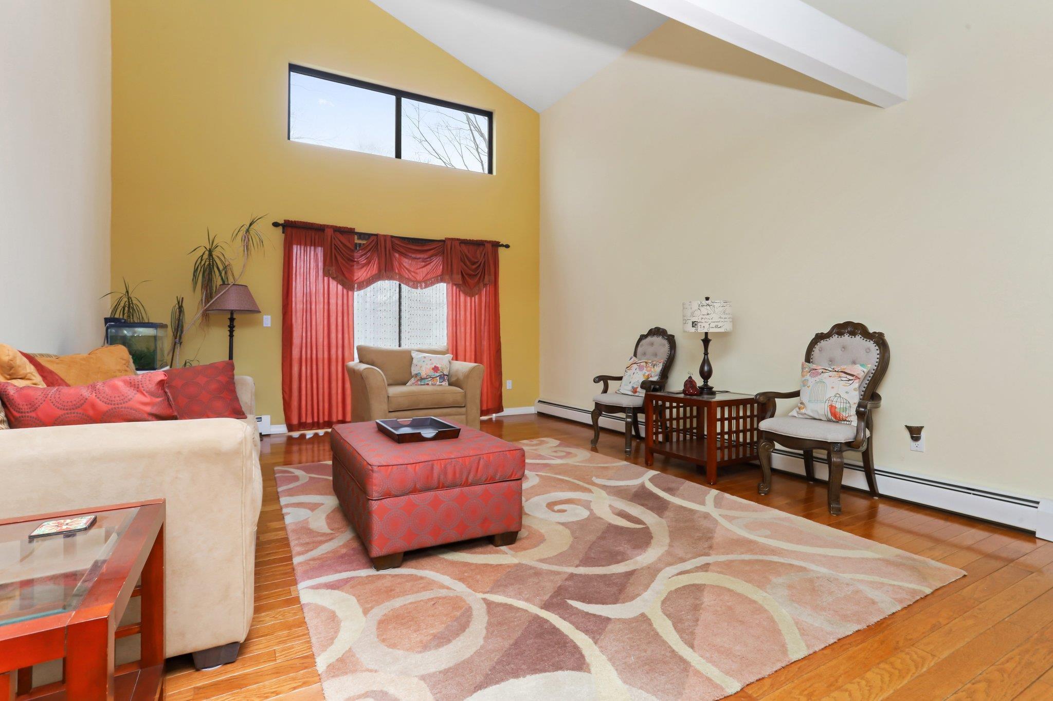 Single Family Southgate  Westchester County, NY 10567, MLS-838380-9