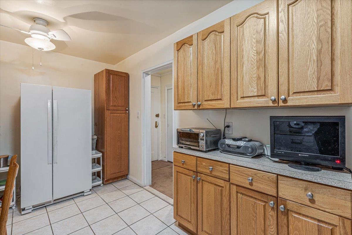 Coop Gravett  Queens, NY 11367, MLS-838468-12