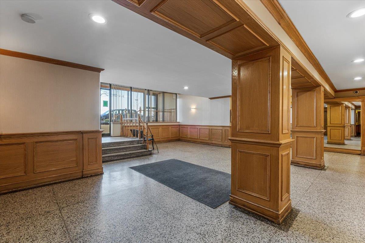 Coop Gravett  Queens, NY 11367, MLS-838468-3