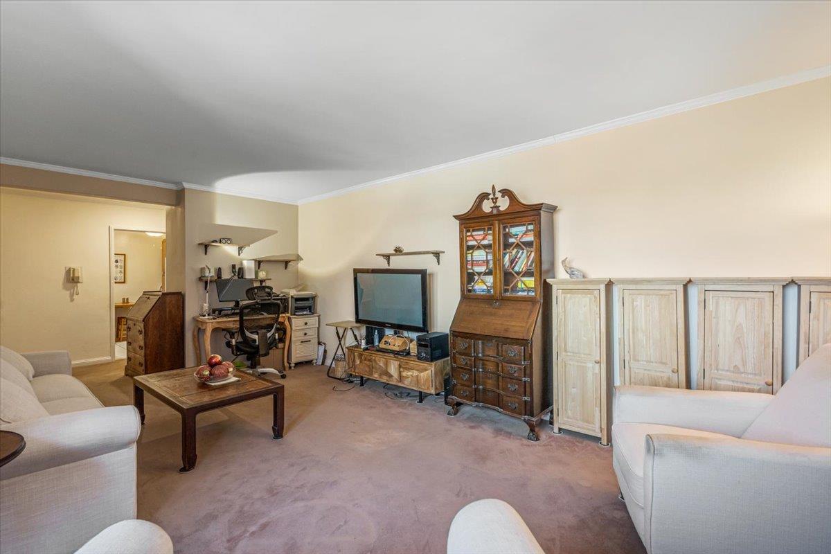 Coop Gravett  Queens, NY 11367, MLS-838468-7