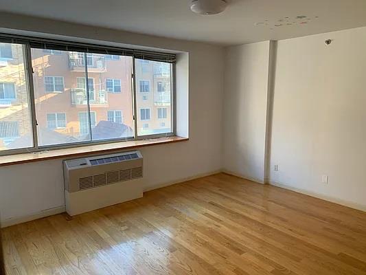 Condo Union  Queens, NY 11355, MLS-838476-5