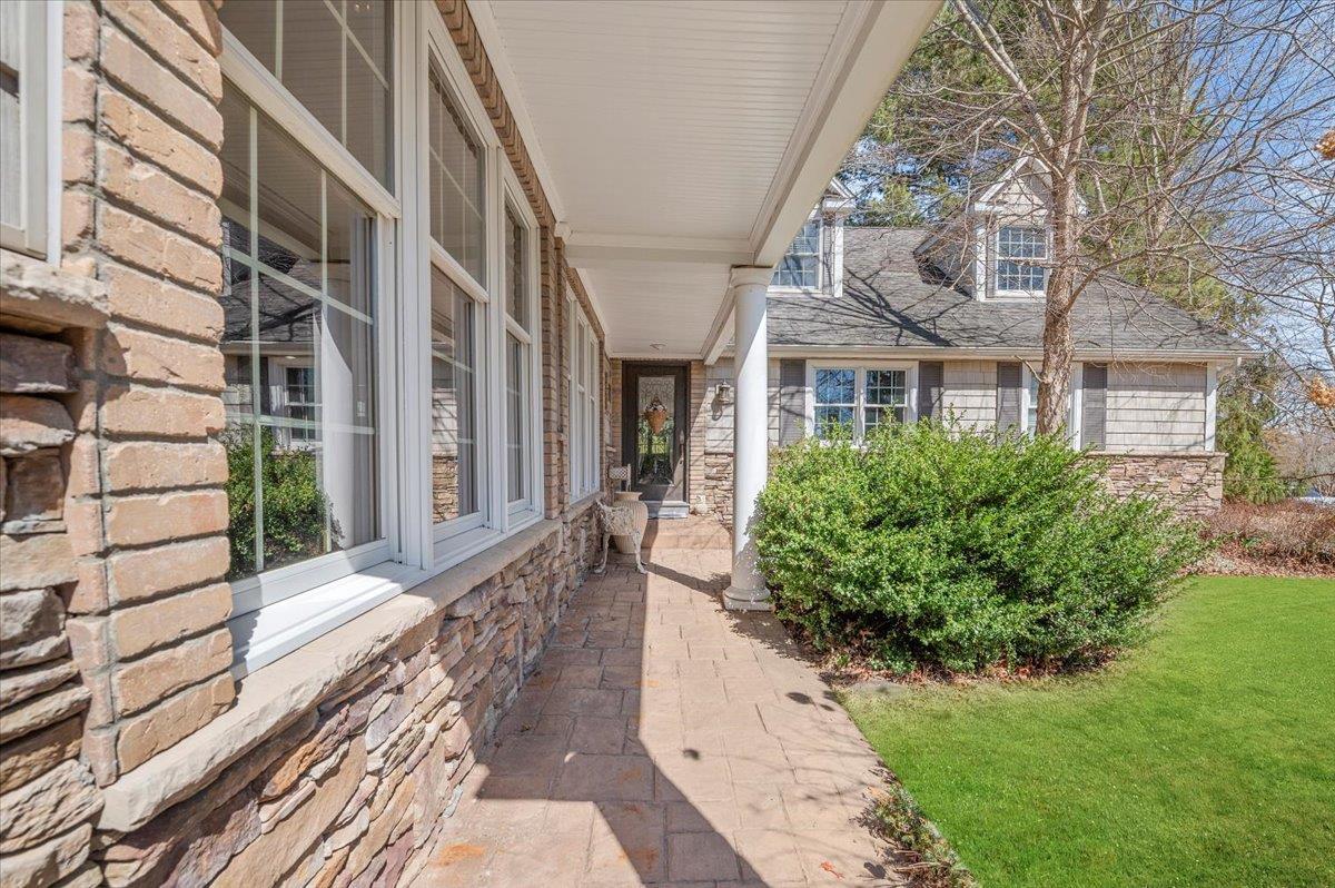 Single Family Linwood  Suffolk County, NY 11768, MLS-838501-2