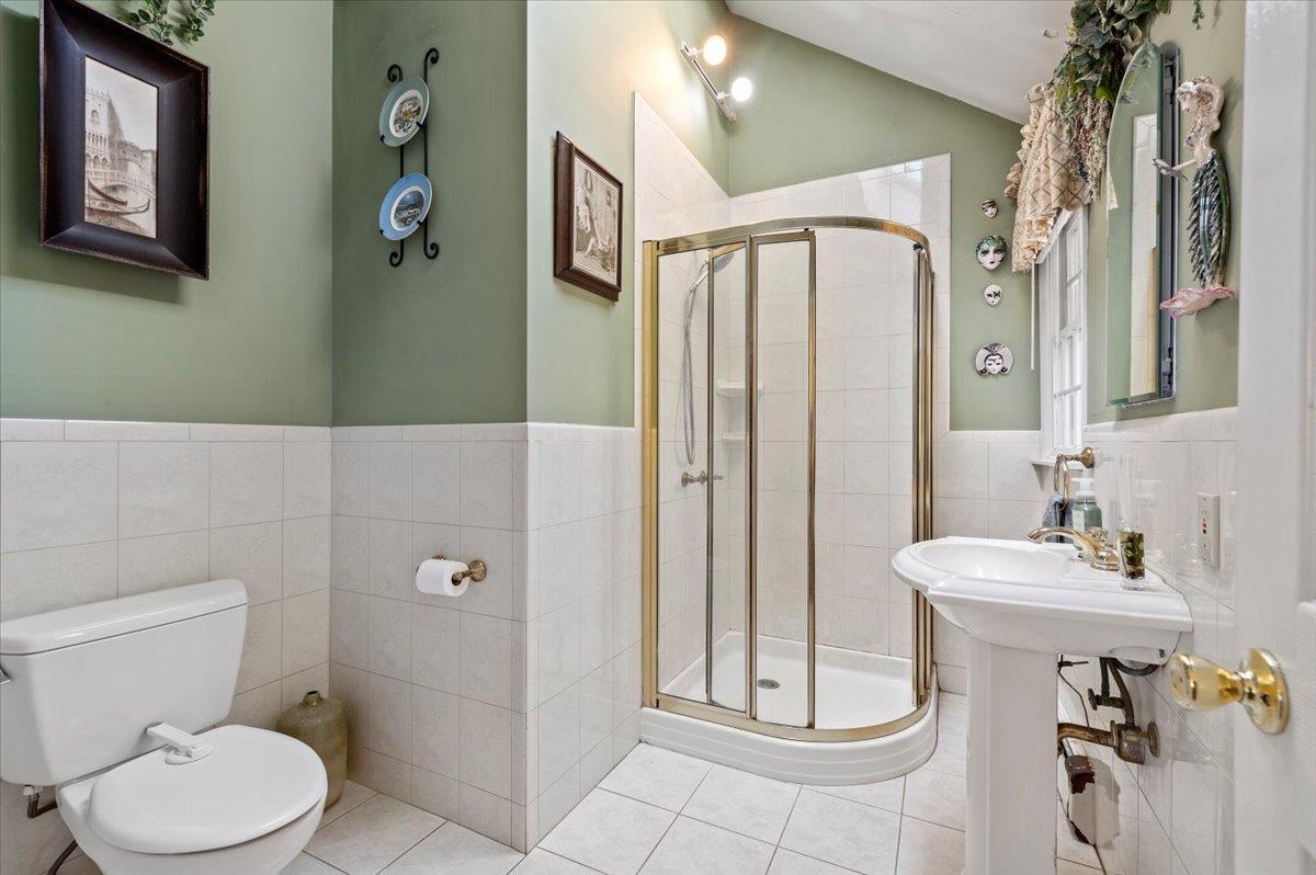 Single Family Linwood  Suffolk County, NY 11768, MLS-838501-21