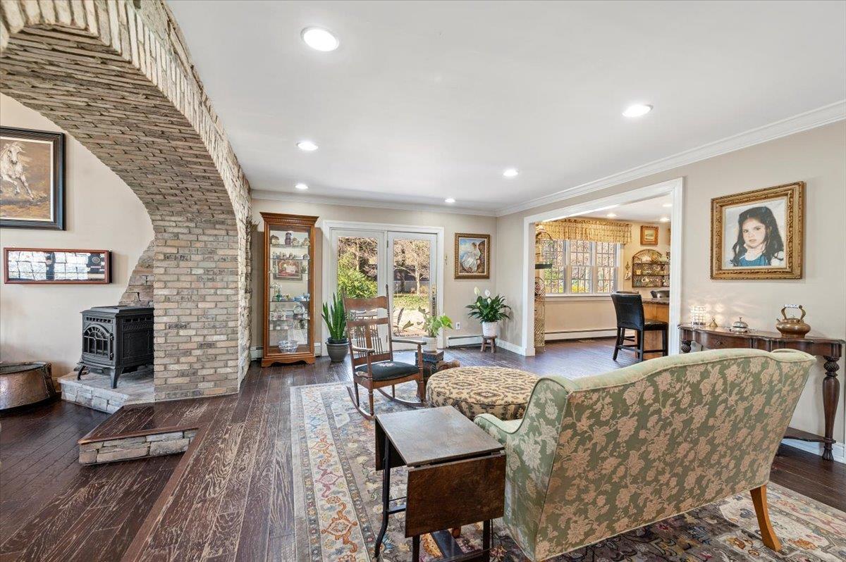 Single Family Linwood  Suffolk County, NY 11768, MLS-838501-5