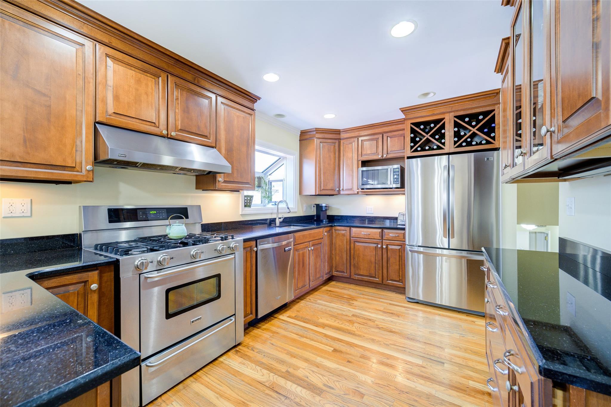 Single Family Ganung  Westchester County, NY 10562, MLS-838513-15