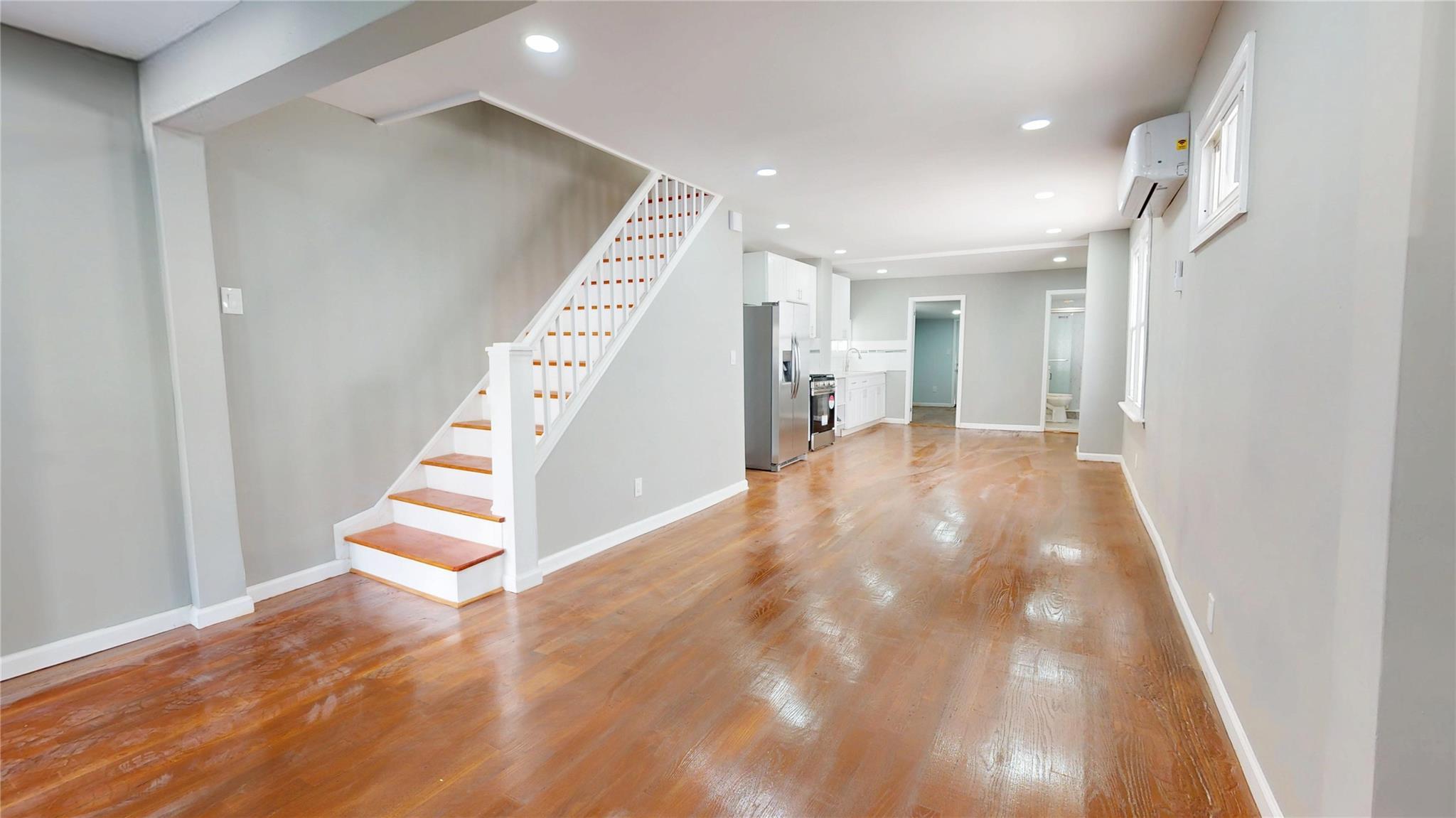 Single Family 128th  Queens, NY 11420, MLS-838535-4
