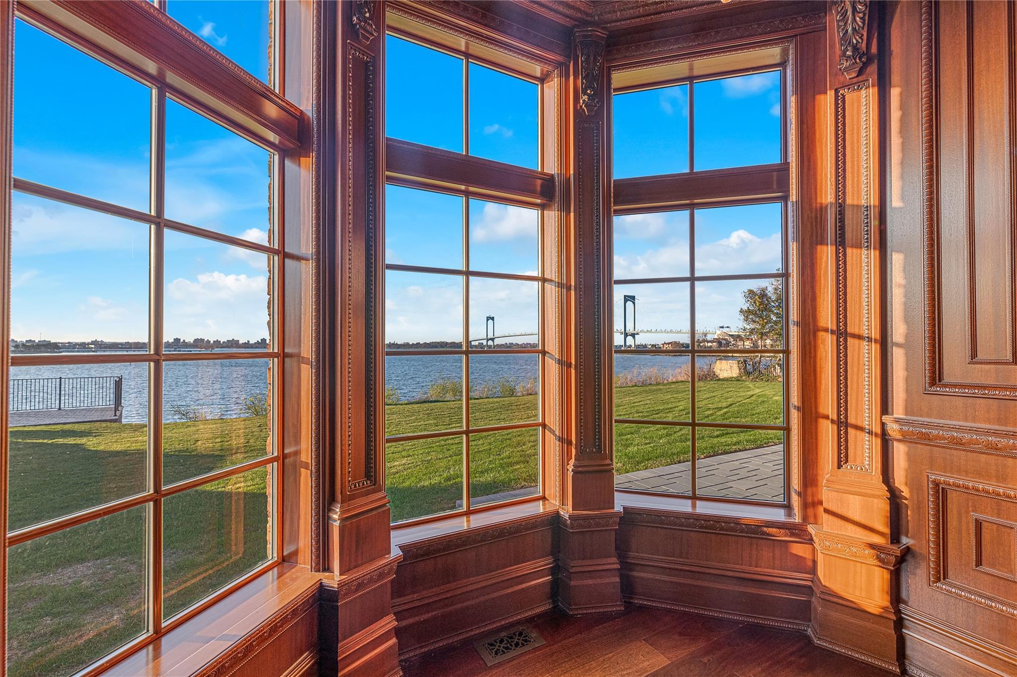 Single Family Point  Queens, NY 11357, MLS-838565-8