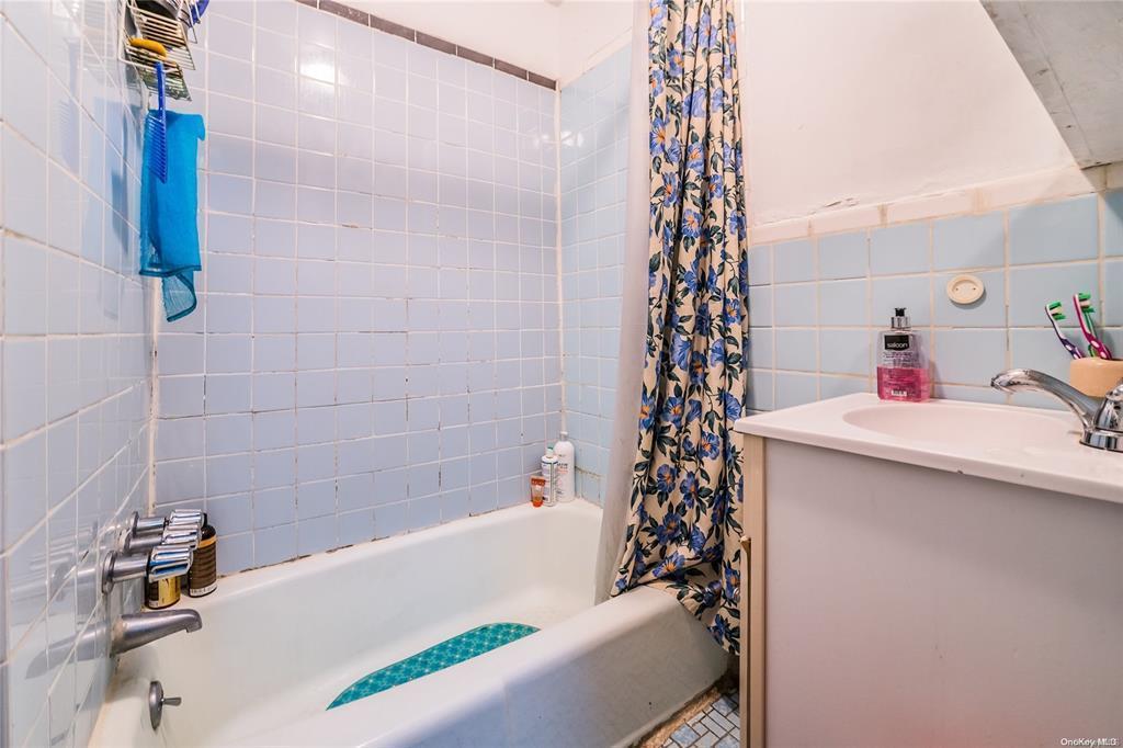 Single Family Jamaica  Queens, NY 11421, MLS-838650-12