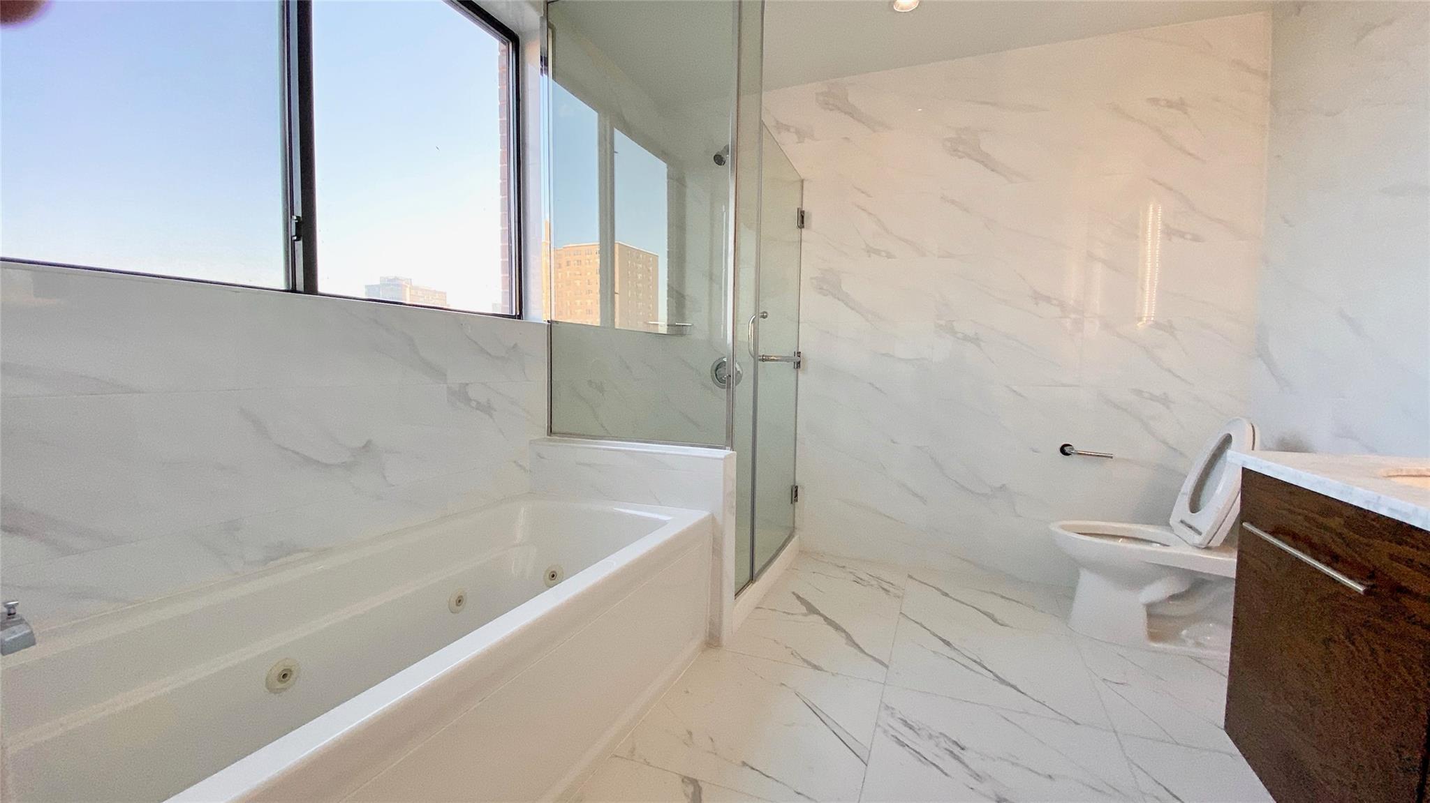 Condo 41st  Queens, NY 11355, MLS-838651-4