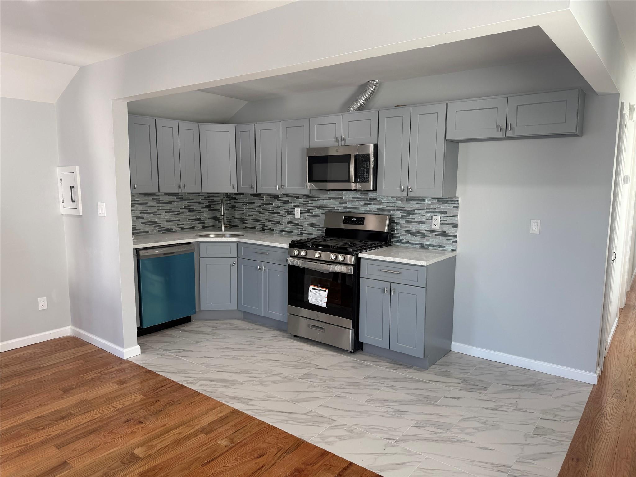 Apartment 189th  Queens, NY 11412, MLS-838669-7