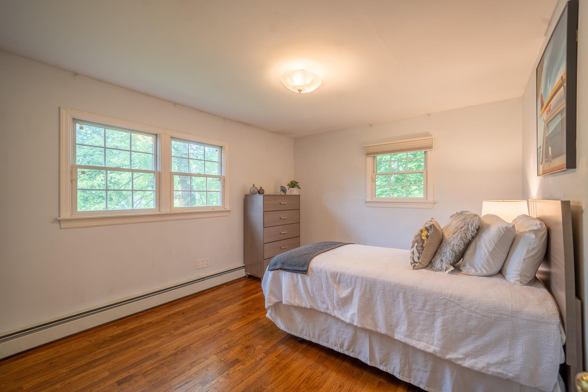 Single Family Hickory  Nassau County, NY 11542, MLS-838699-20