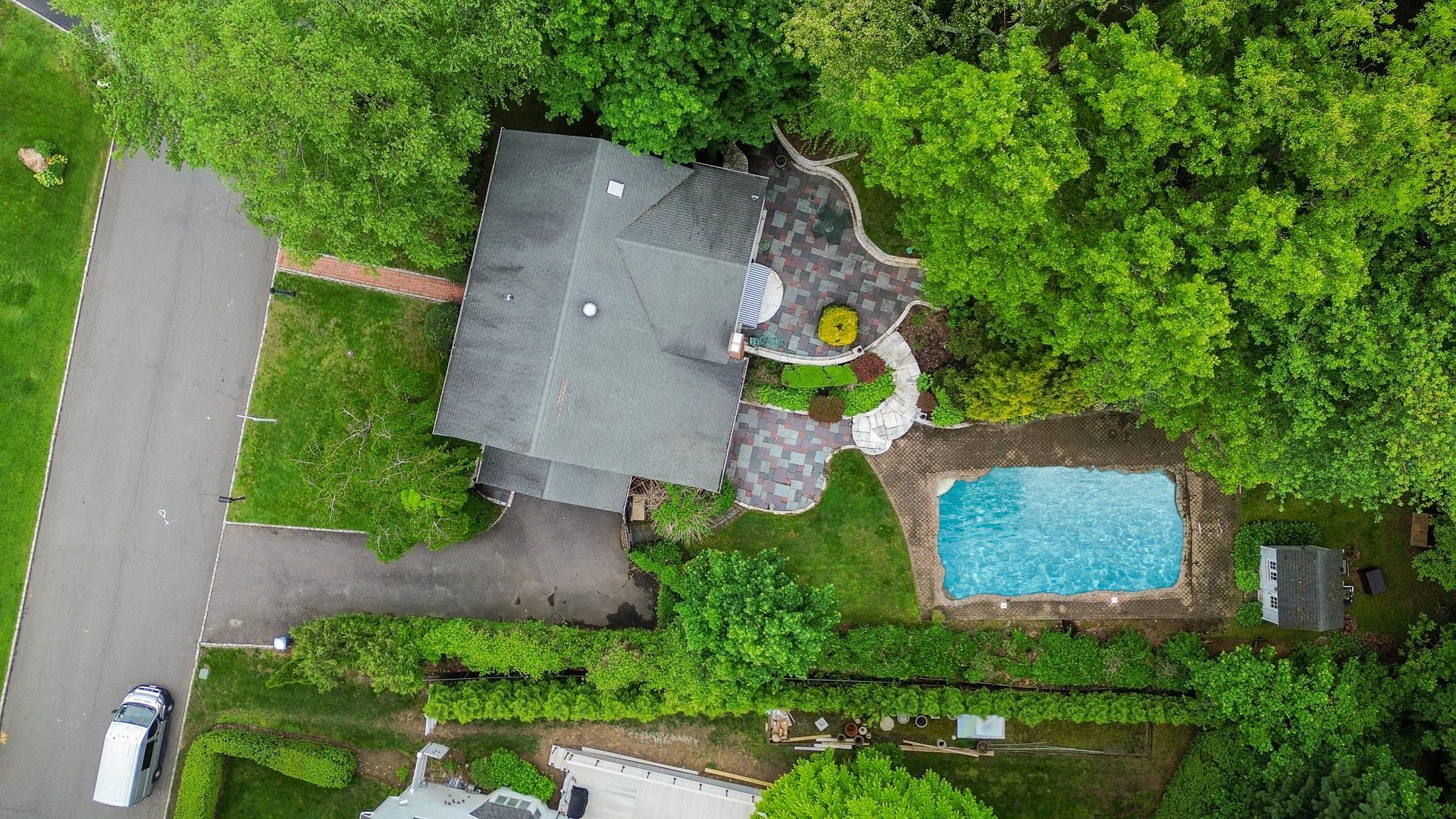 Single Family Hickory  Nassau County, NY 11542, MLS-838699-3