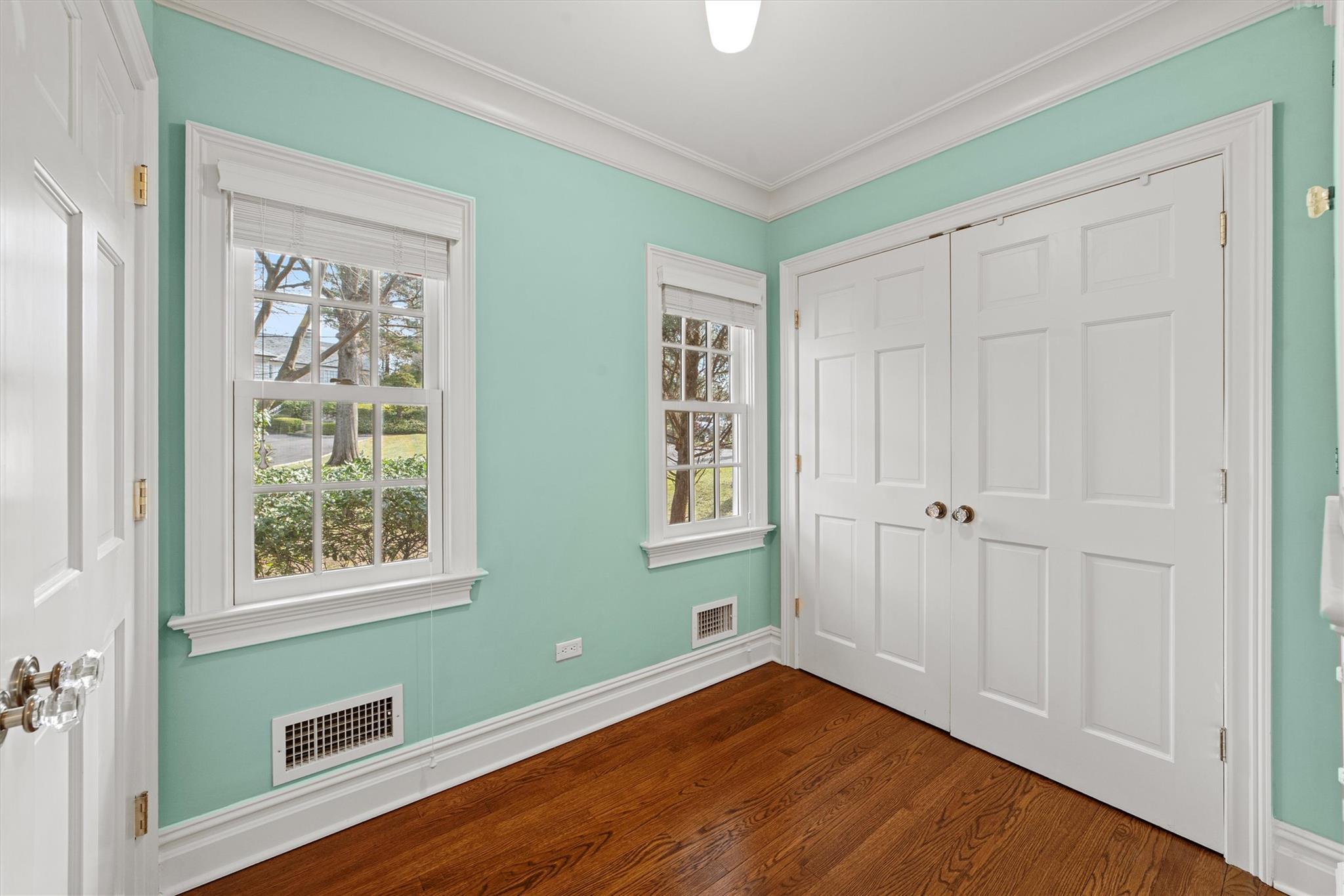 Single Family Oakledge  Westchester County, NY 10708, MLS-838703-17