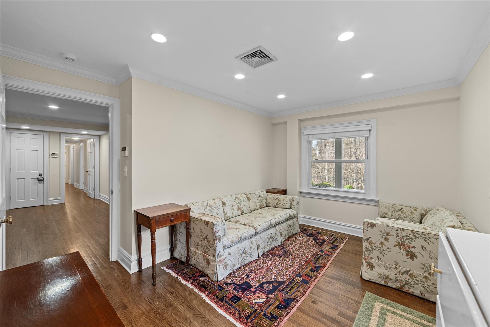 Single Family Oakledge  Westchester County, NY 10708, MLS-838703-33