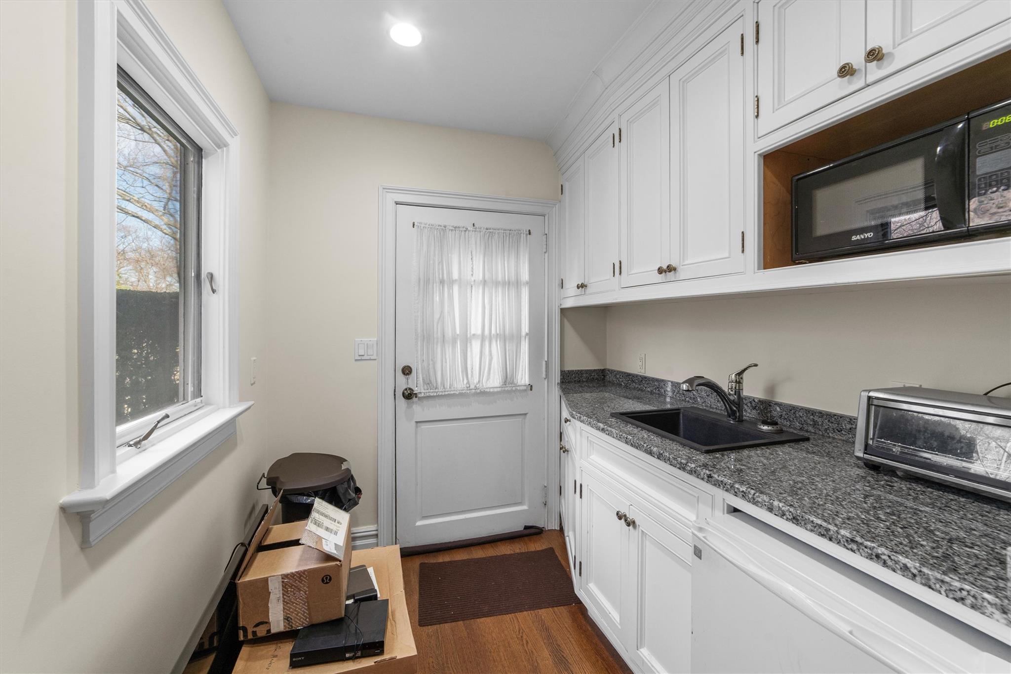 Single Family Oakledge  Westchester County, NY 10708, MLS-838703-34
