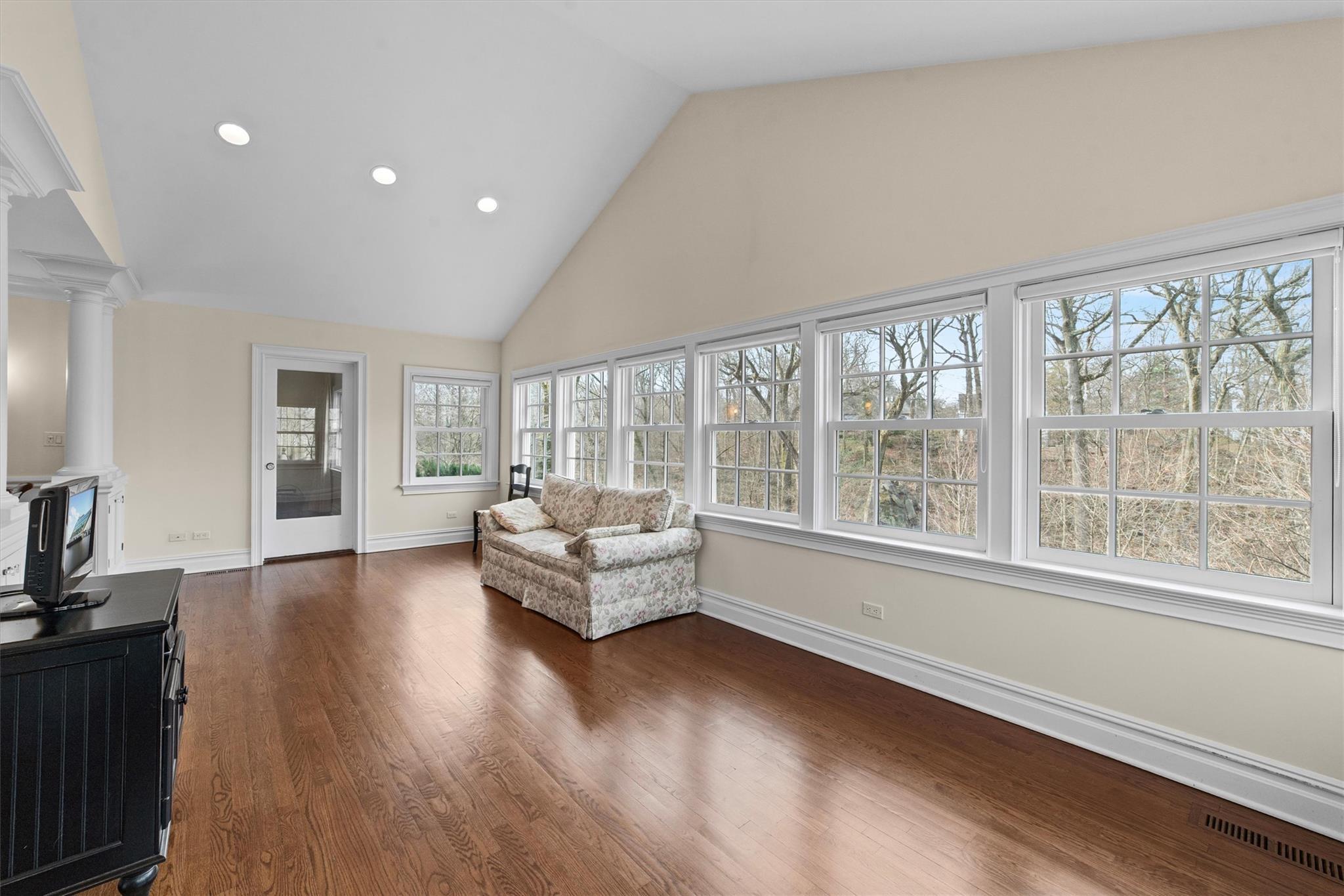 Single Family Oakledge  Westchester County, NY 10708, MLS-838703-8