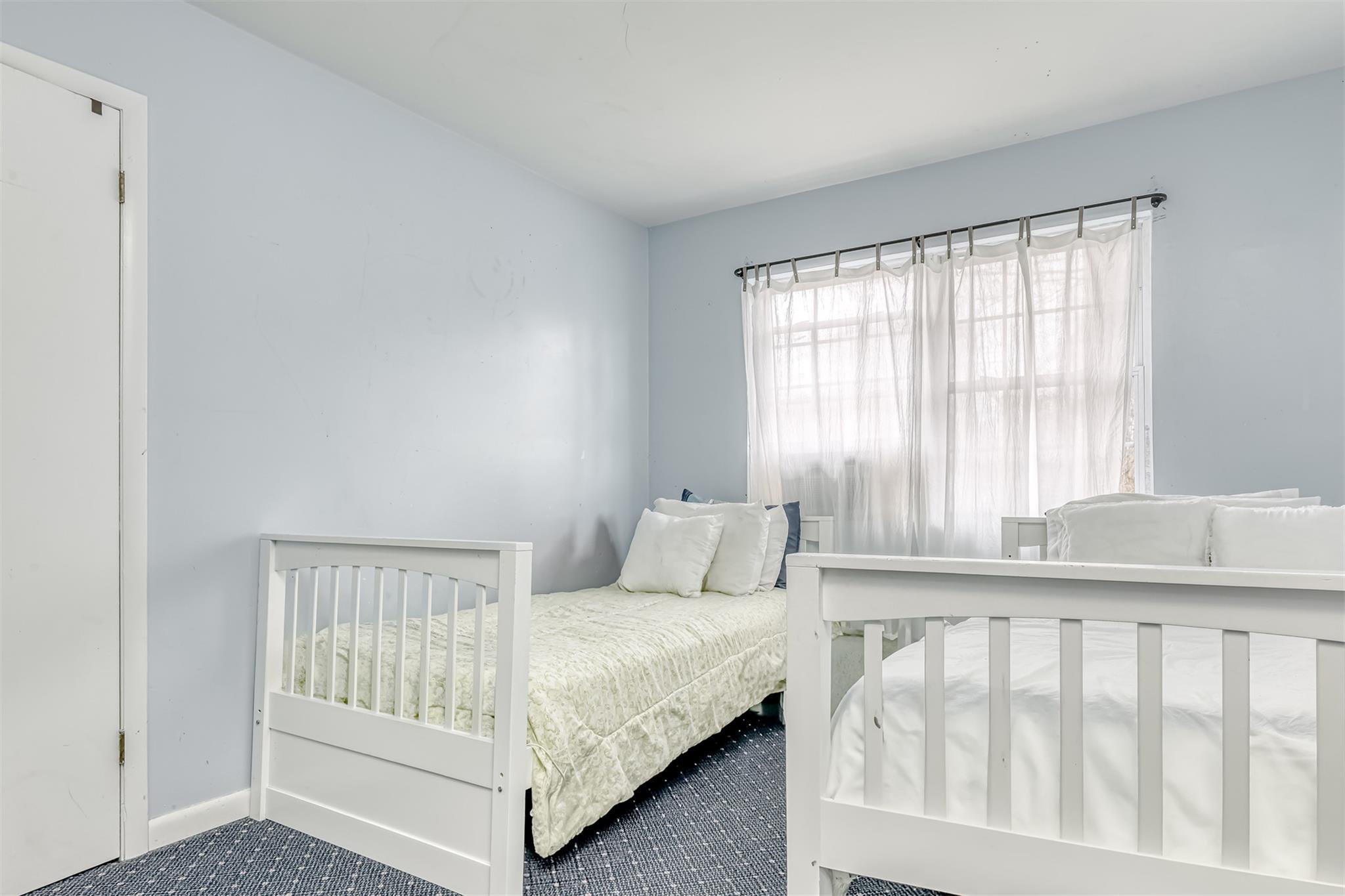 Single Family Glenbrook Rockland County, NY 10952, MLS-838746-10