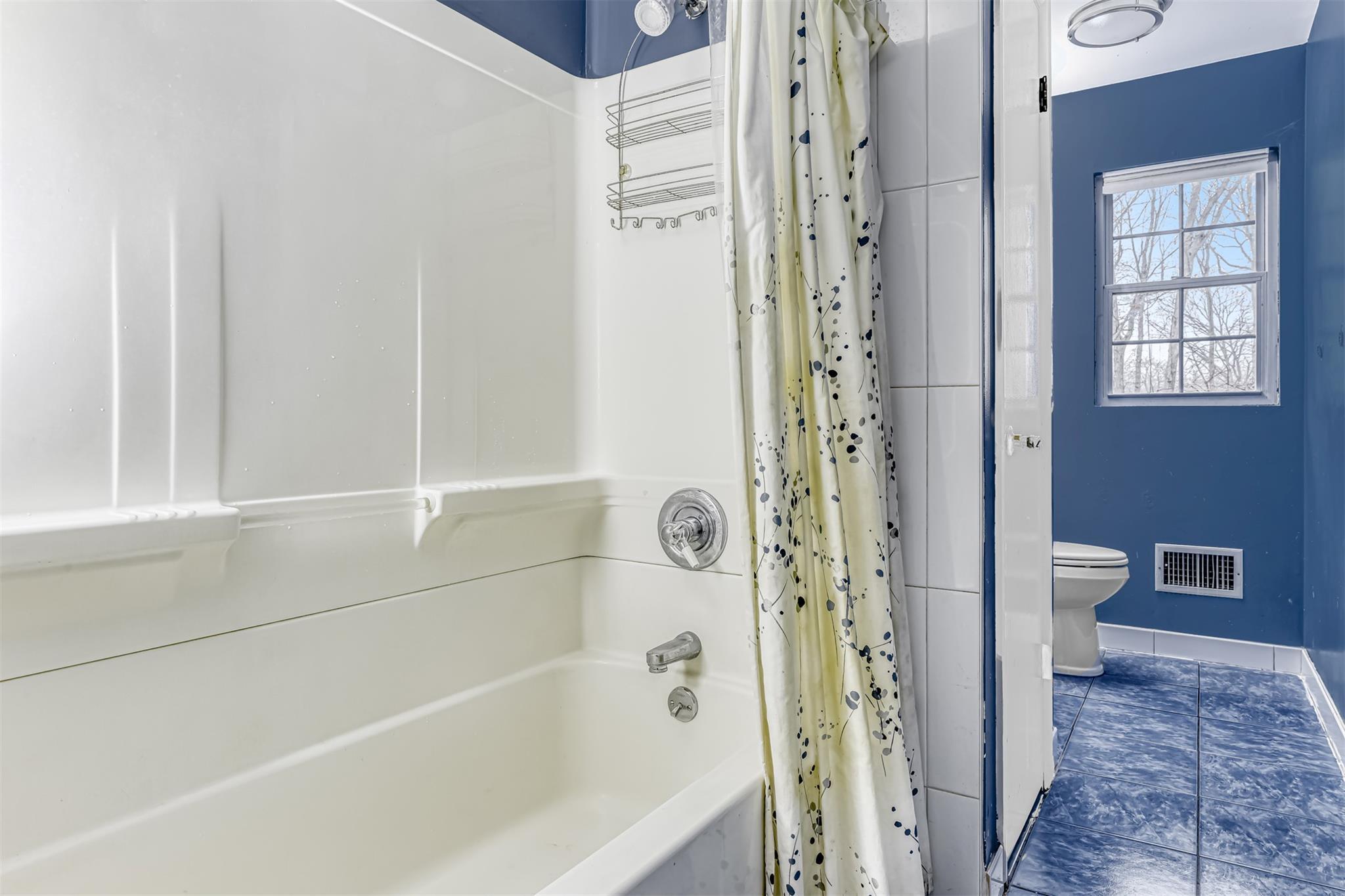 Single Family Glenbrook Rockland County, NY 10952, MLS-838746-12