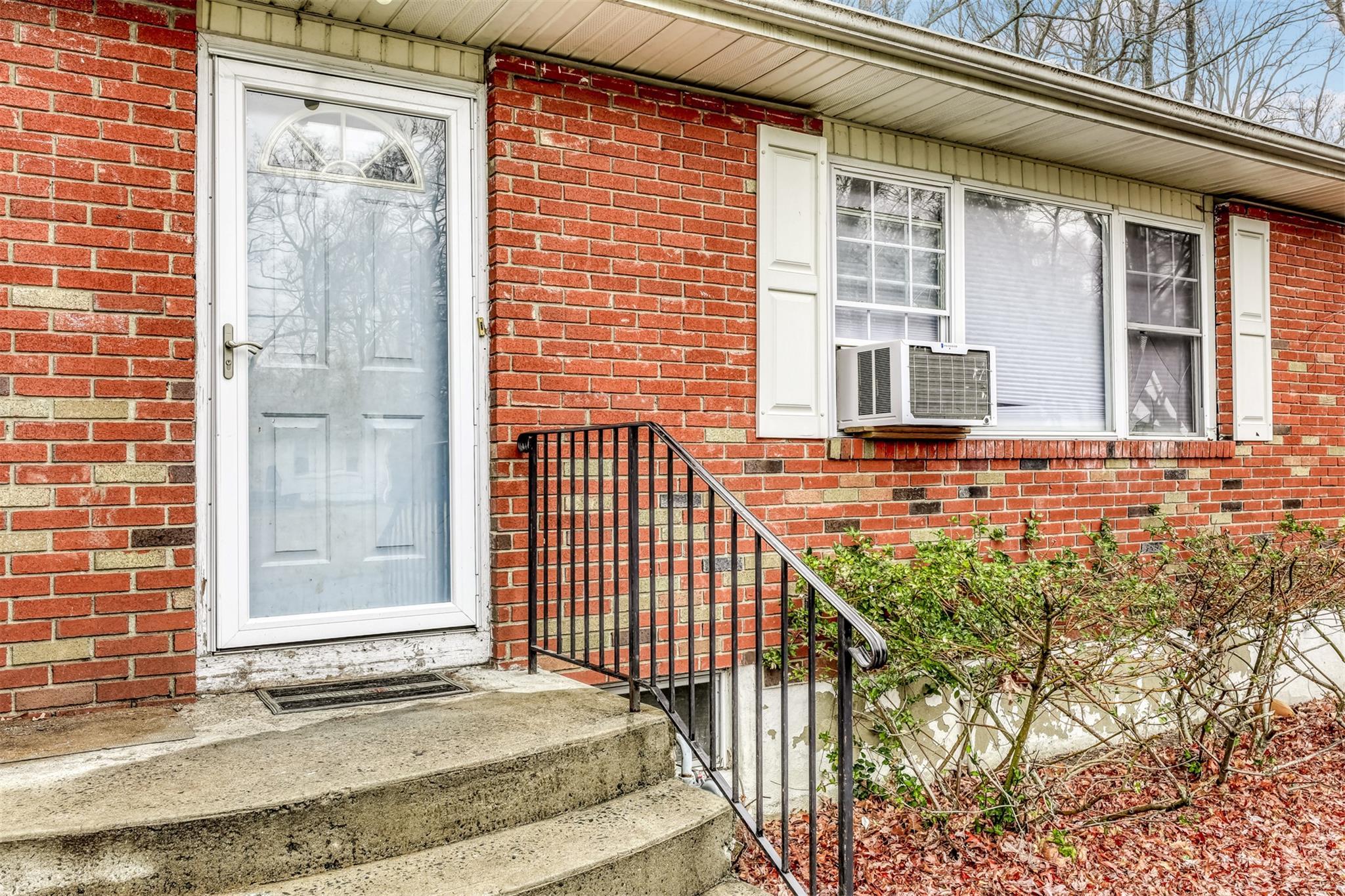 Single Family Glenbrook Rockland County, NY 10952, MLS-838746-2