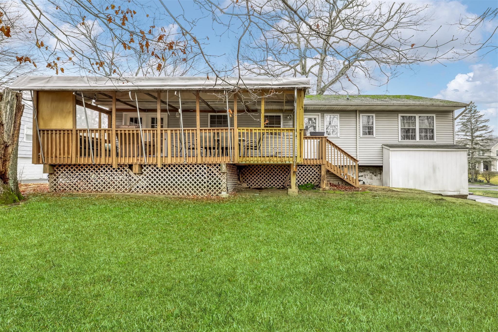 Single Family Glenbrook Rockland County, NY 10952, MLS-838746-21