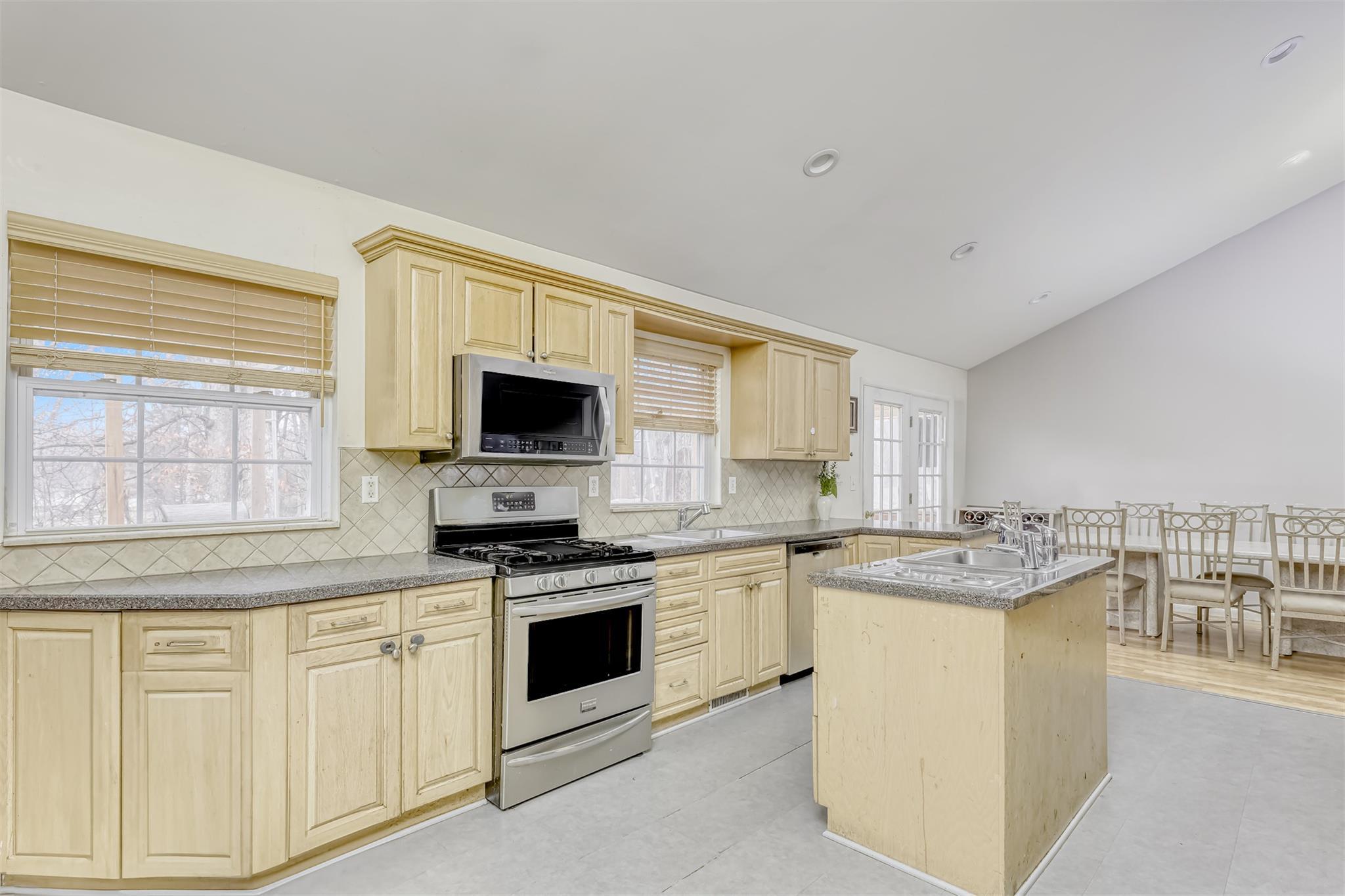 Single Family Glenbrook Rockland County, NY 10952, MLS-838746-9