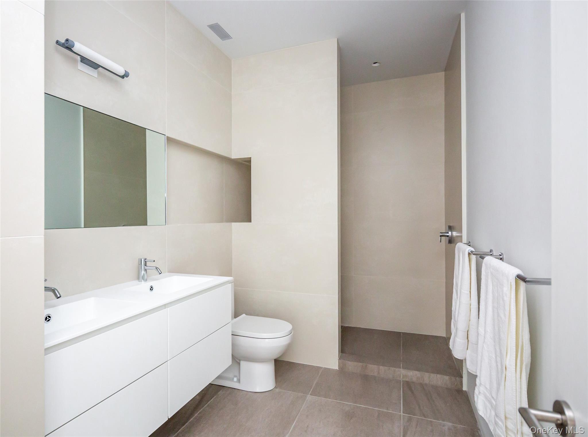 Single Family Ferry Suffolk County, NY 11964, MLS-838795-24