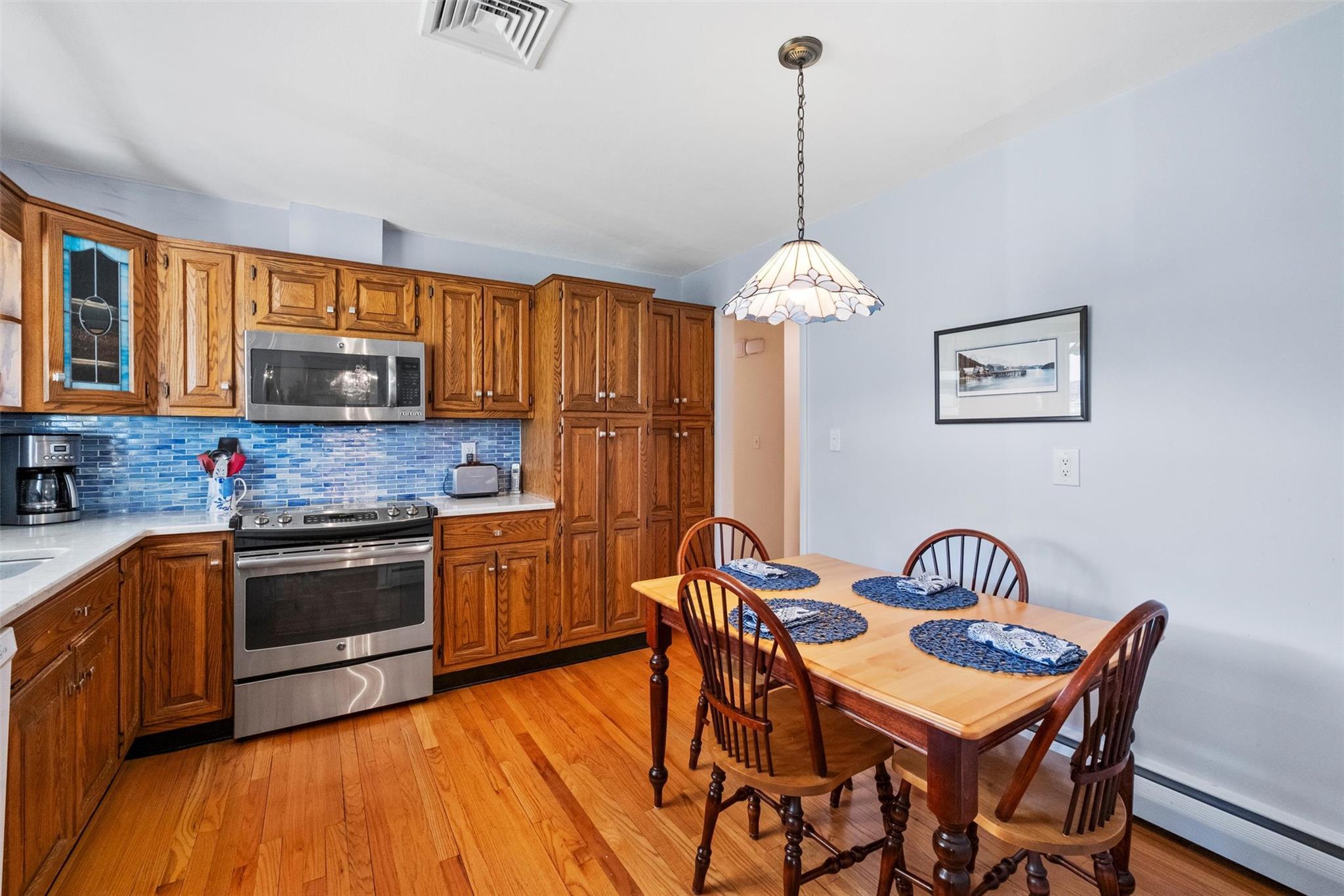 Single Family Round Hill  Dutchess County, NY 12603, MLS-838833-17