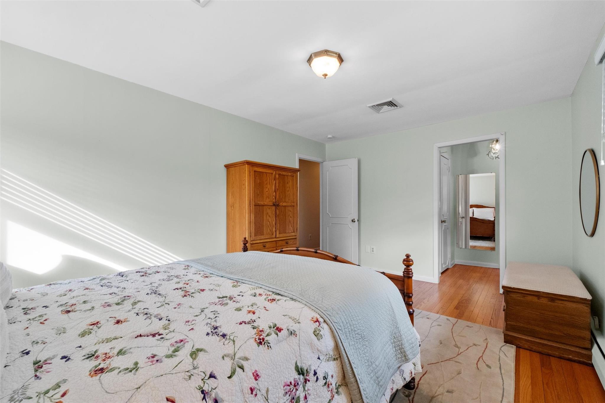 Single Family Round Hill  Dutchess County, NY 12603, MLS-838833-23