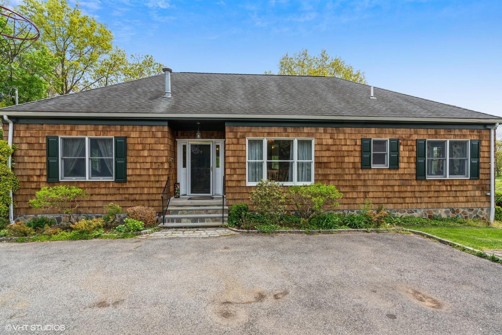 Single Family Old Post  Westchester County, NY 10543, MLS-838868-32