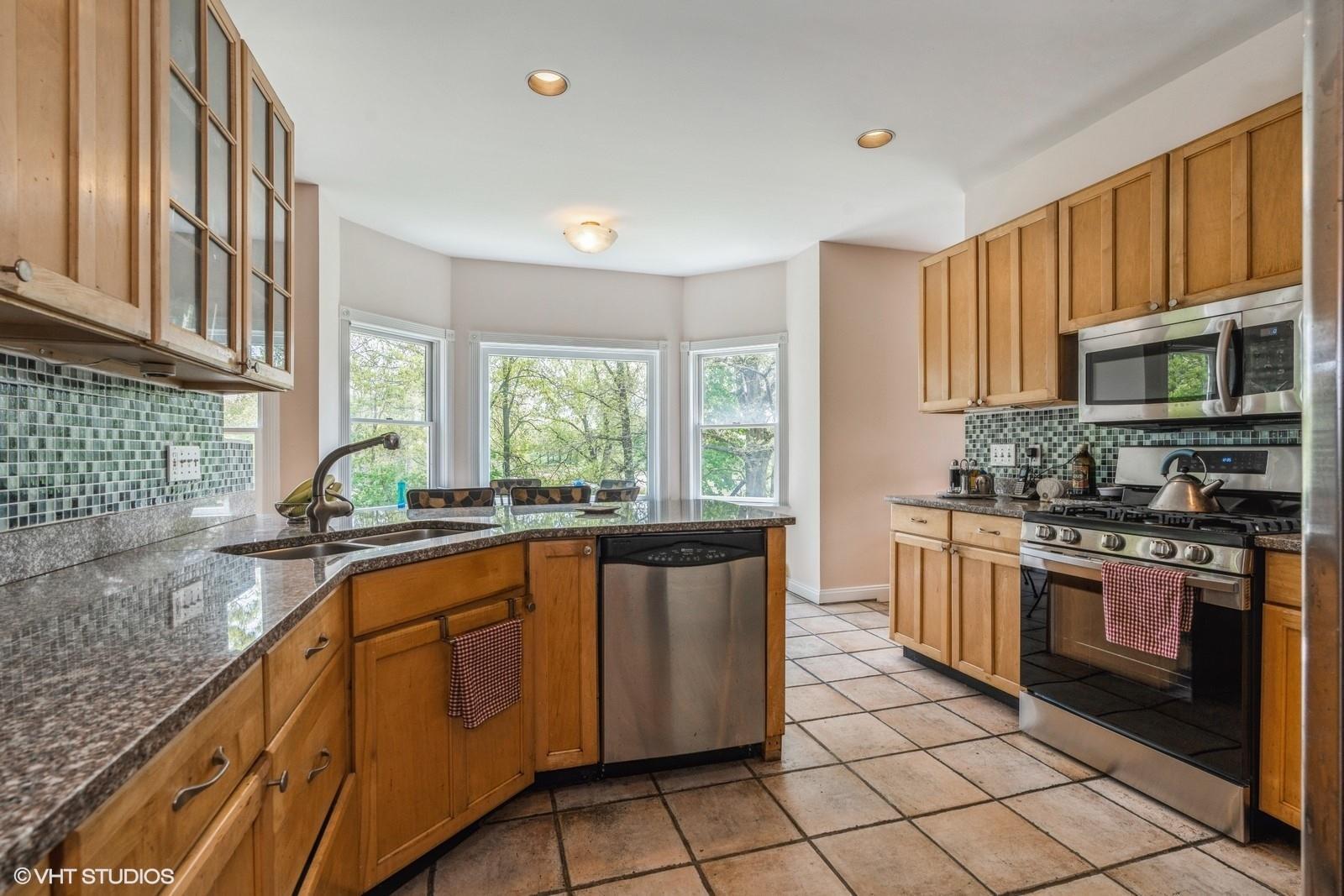 Single Family Old Post  Westchester County, NY 10543, MLS-838868-8