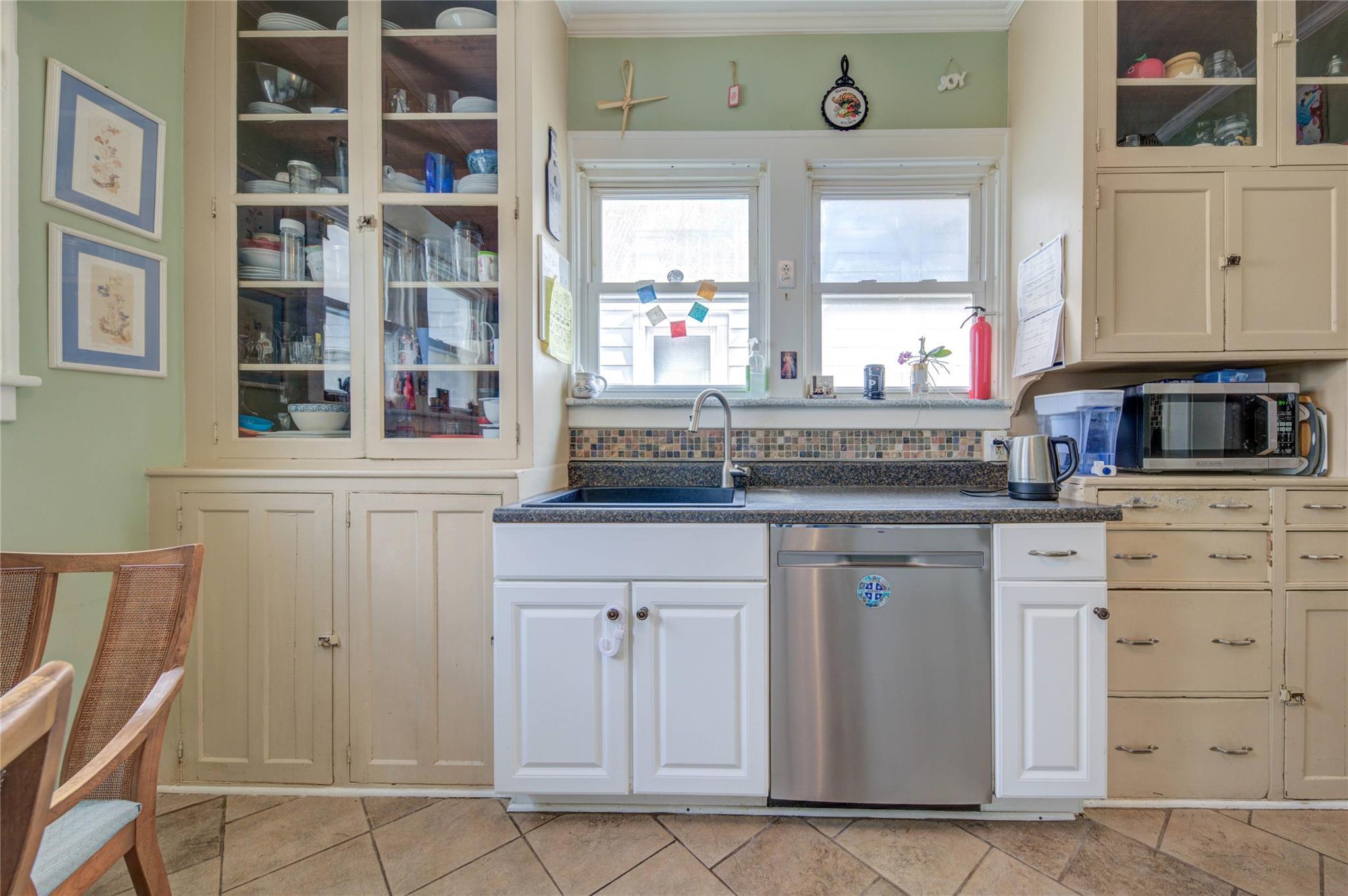 Single Family Simmons  Albany County, NY 12047, MLS-838869-17